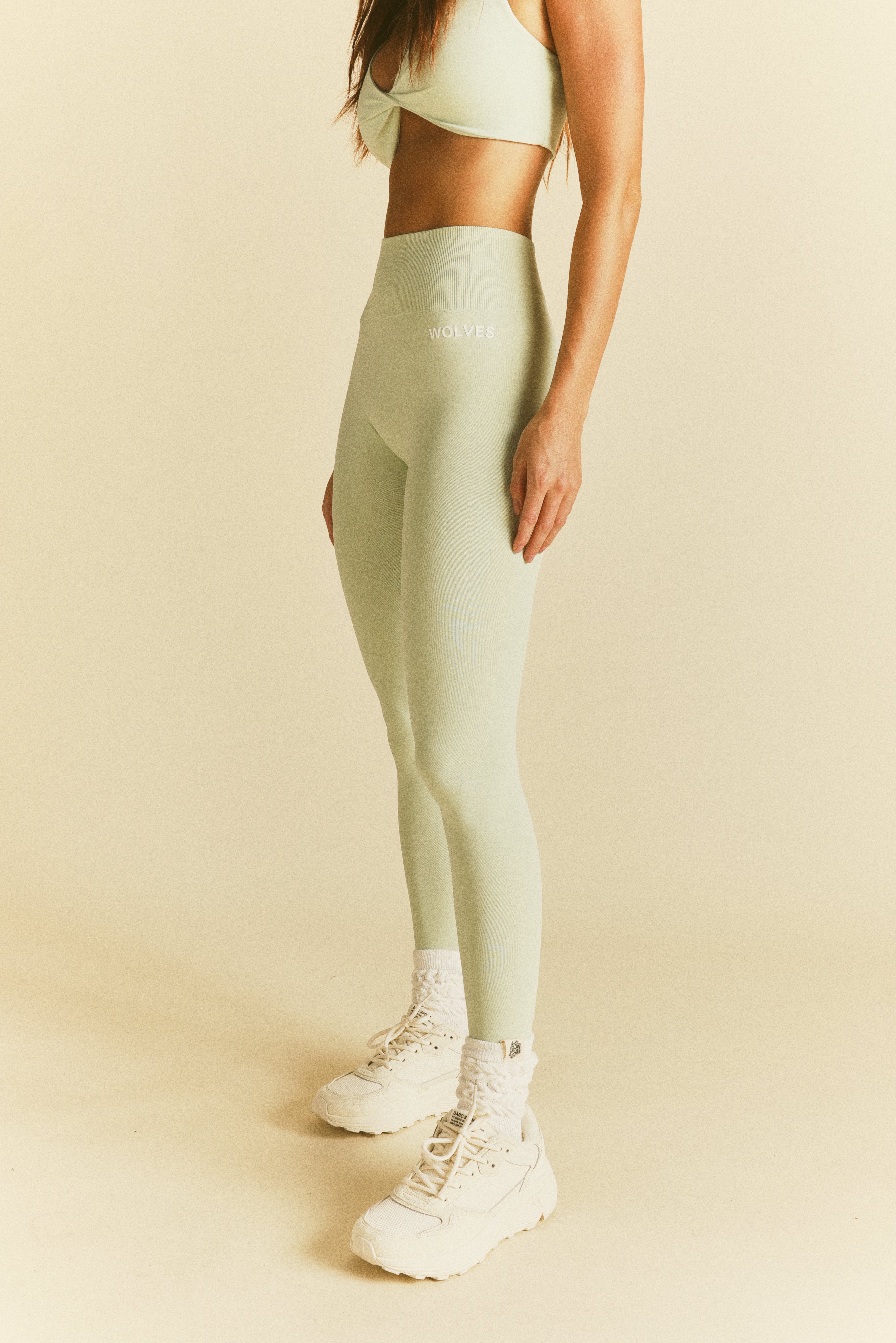 Forever Mark "Skylar" Soft Seamless Leggings in Honeydew