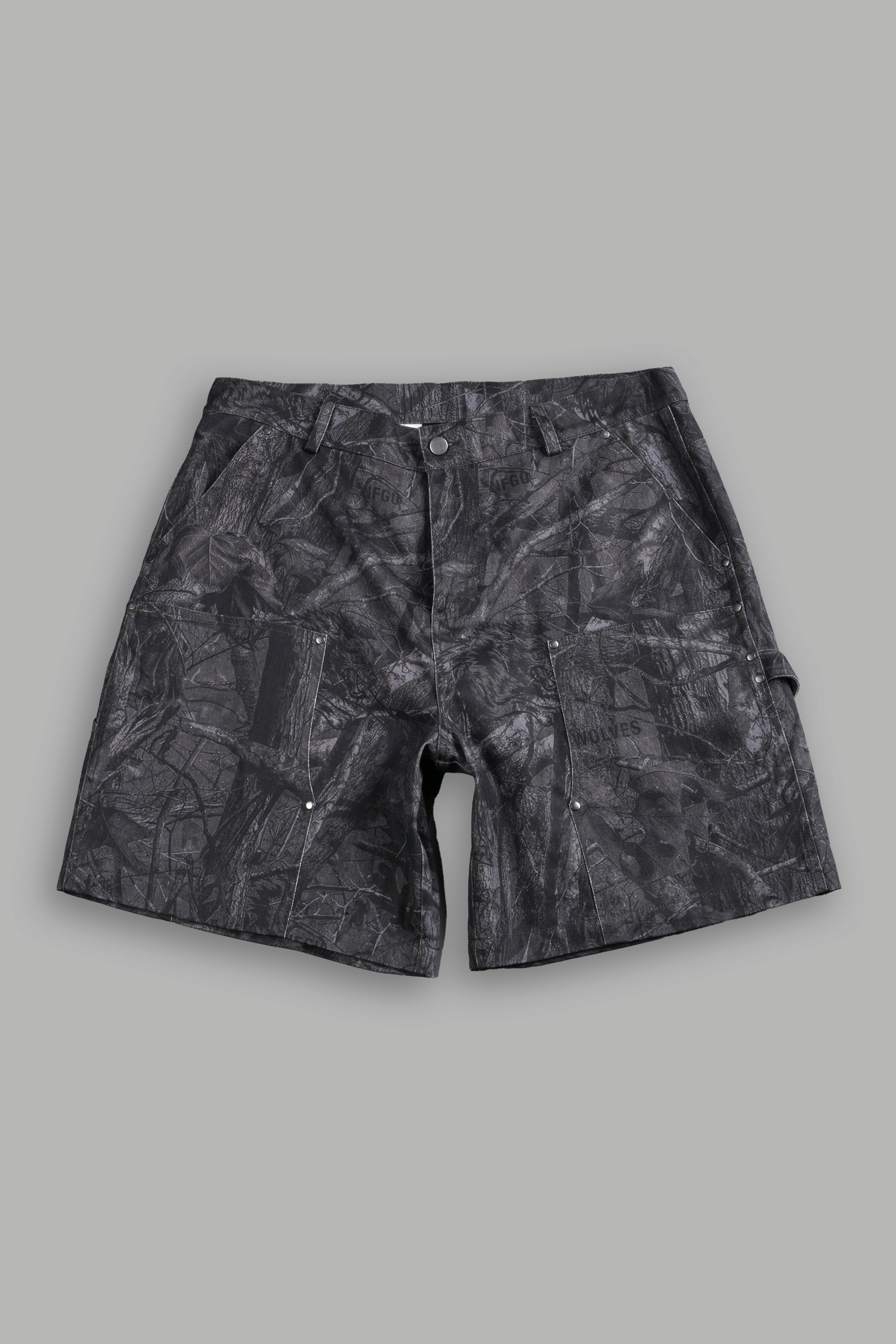 Wolf Chopper Oversized Clark Utility Shorts in Darc Driftwood Forest Camo