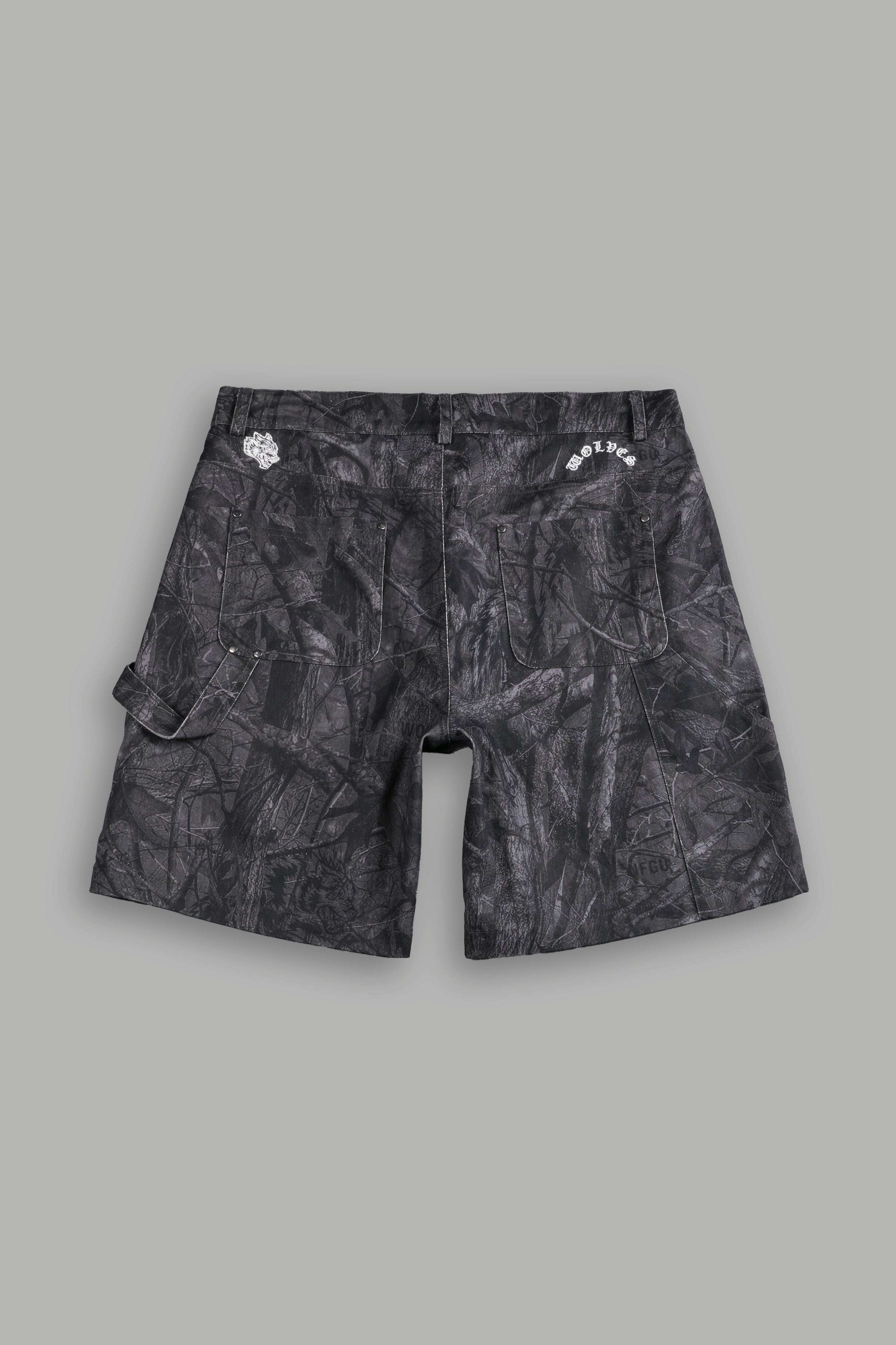 Wolf Chopper Oversized Clark Utility Shorts in Darc Driftwood Forest Camo