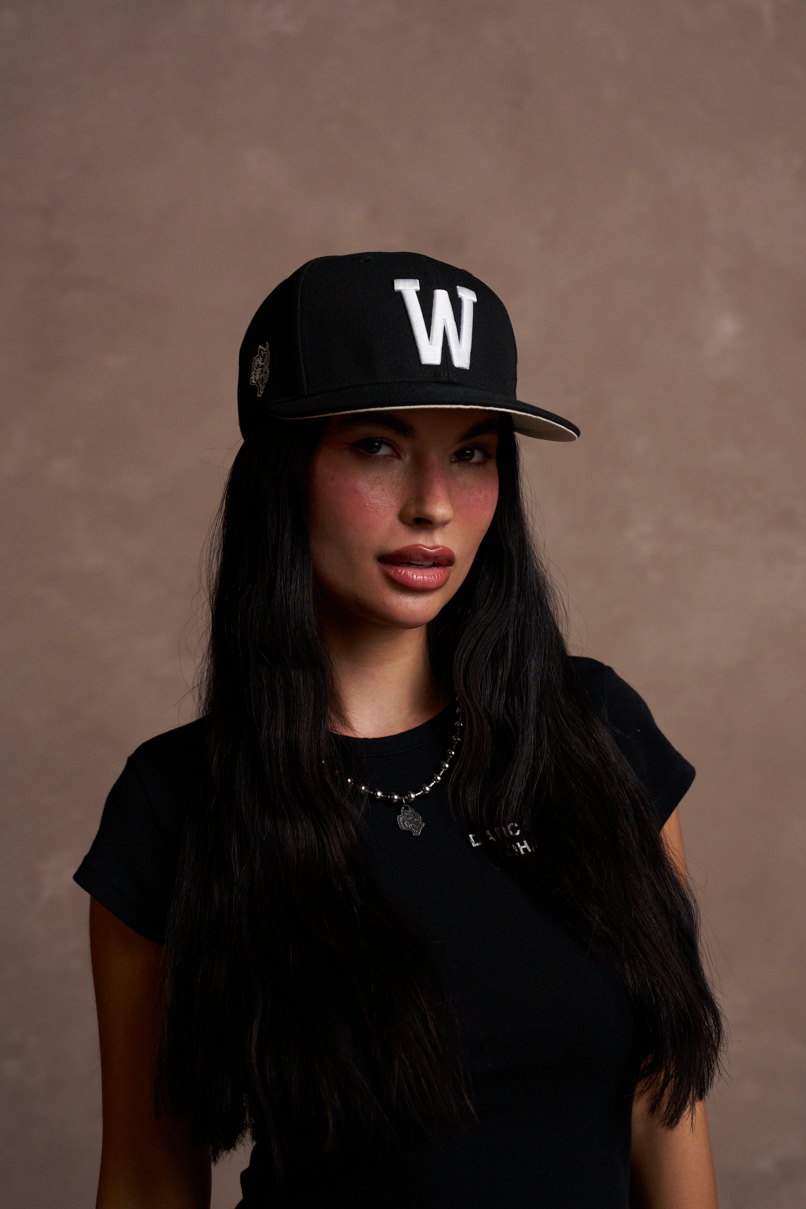 Iron W V2 Fitted Hat in Black