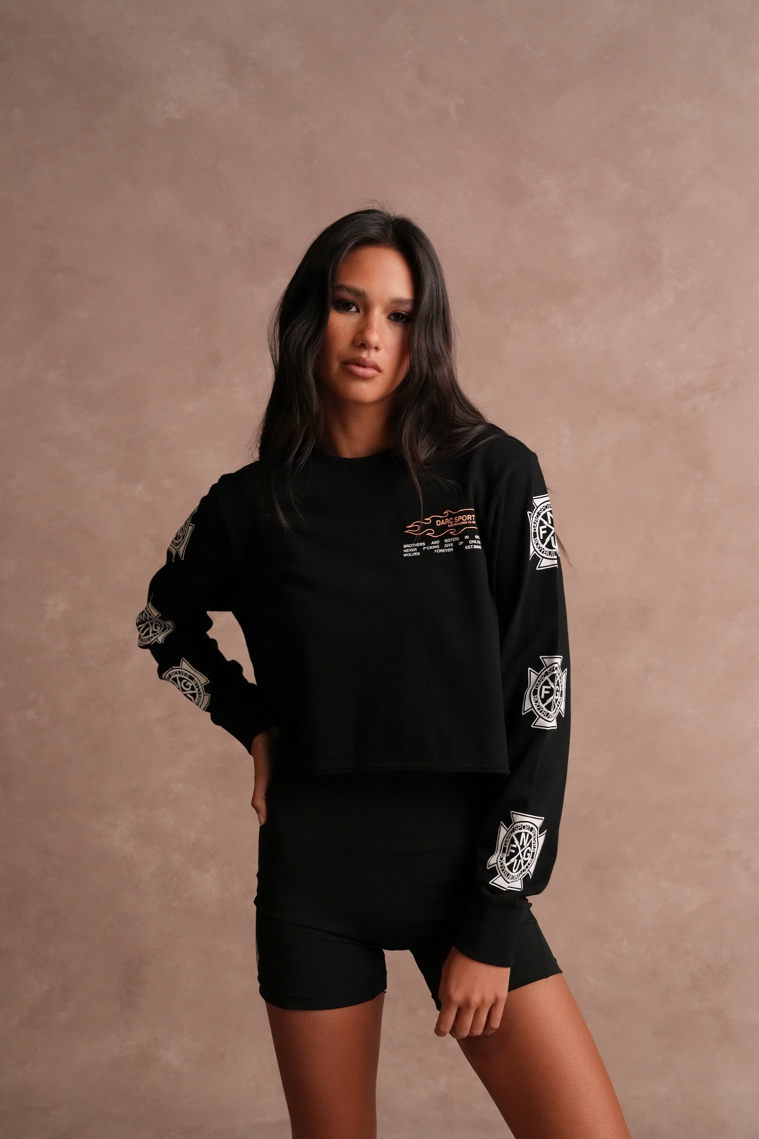 No Limit "Premium" (Cropped) L/S Tee in Black