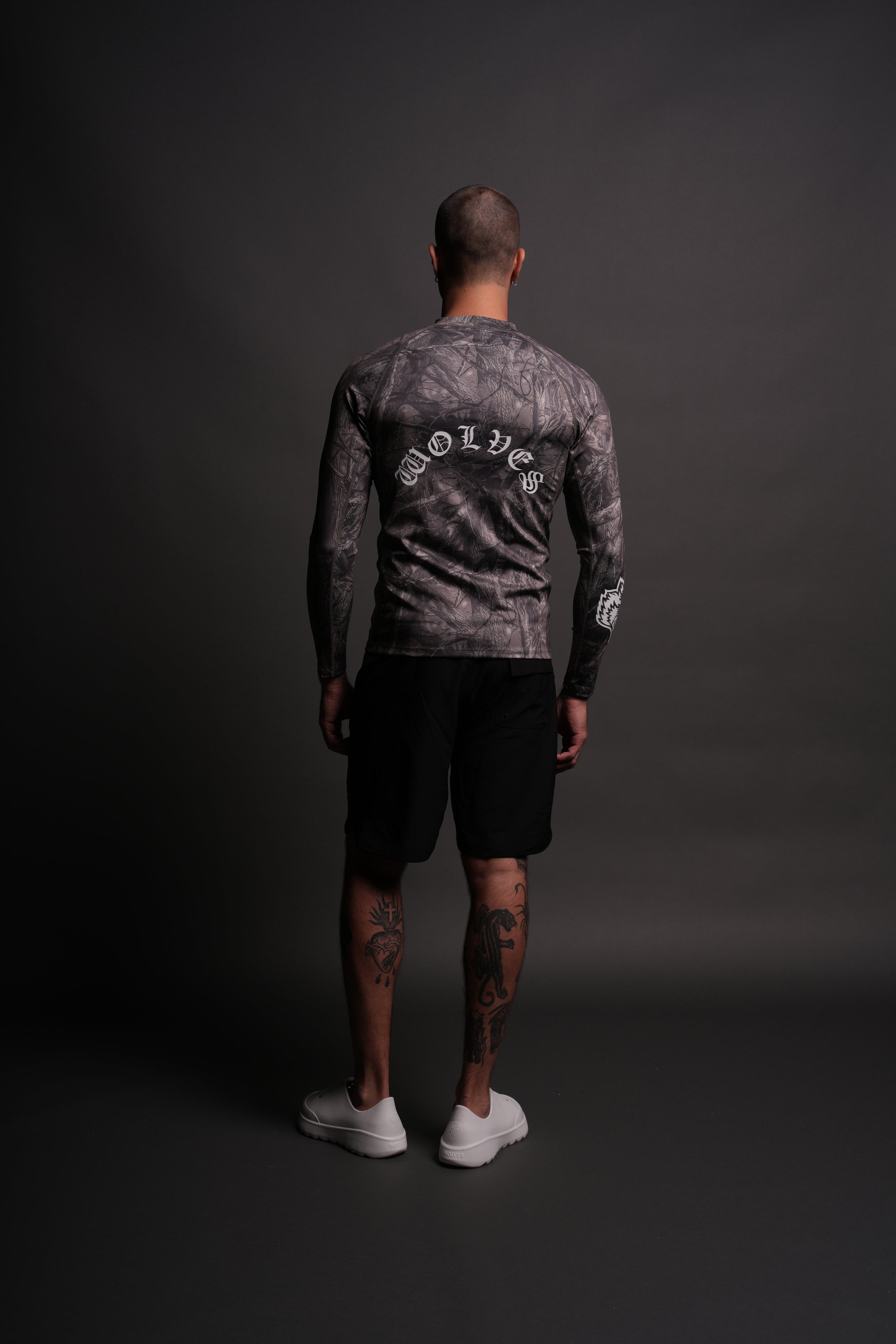 Core Rash Guard in Dusk Moss Driftwood Forest Camo