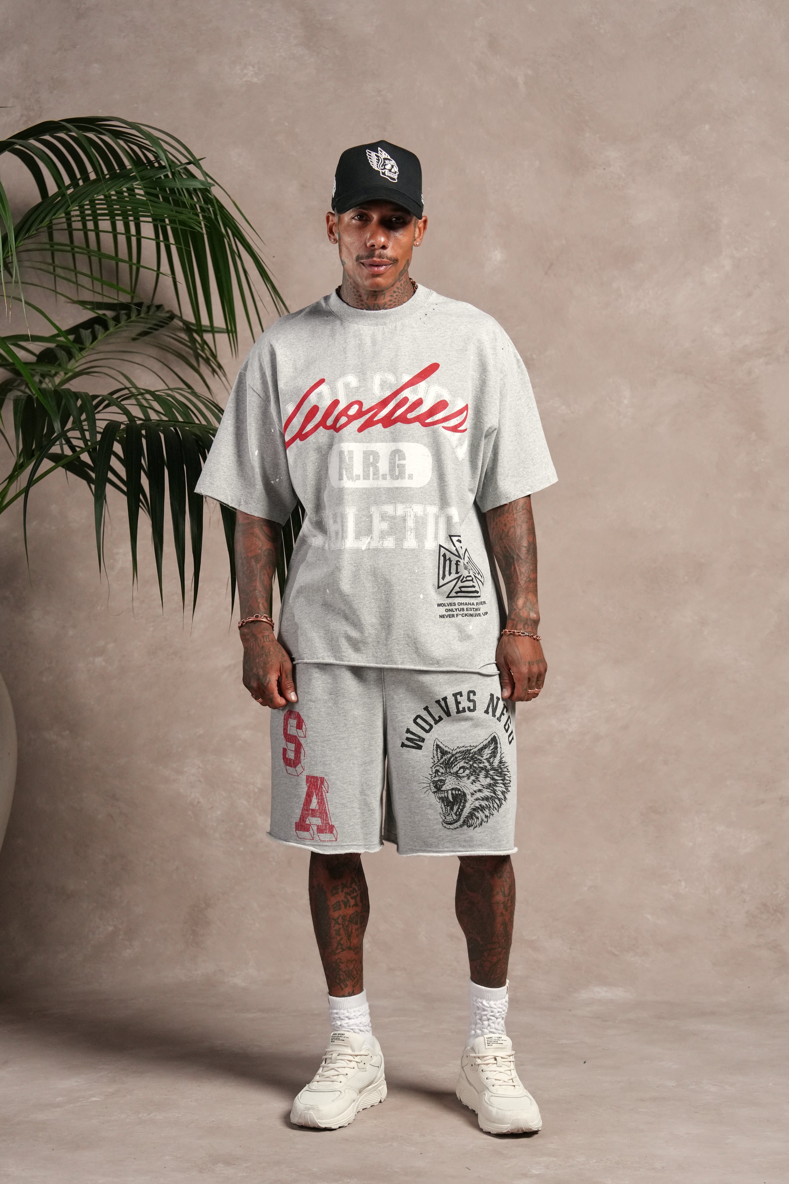 Wolves Athletics Grunge Brock Sweat Short in Light Athletic Gray