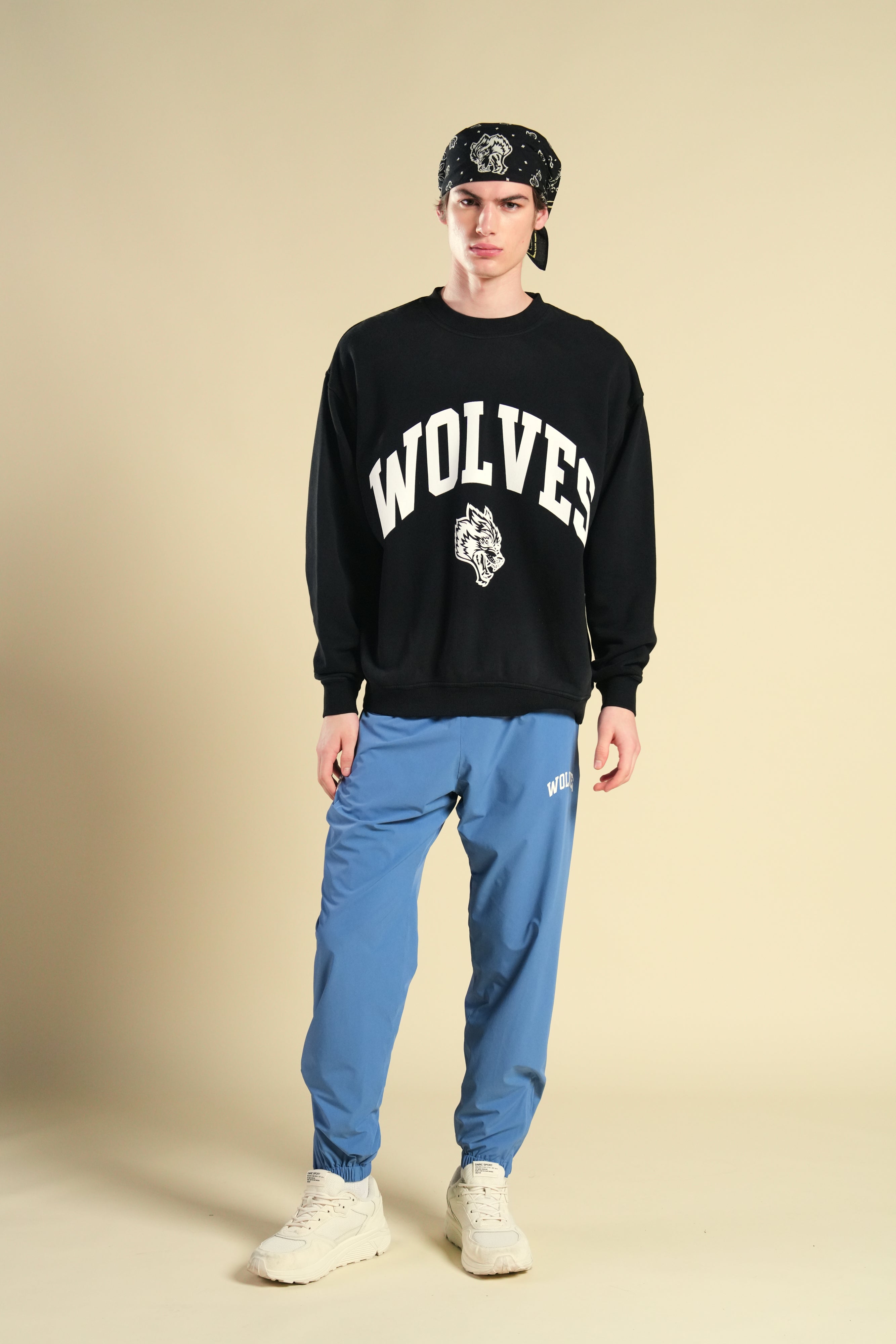 Wolves Worldwide London Crewneck
