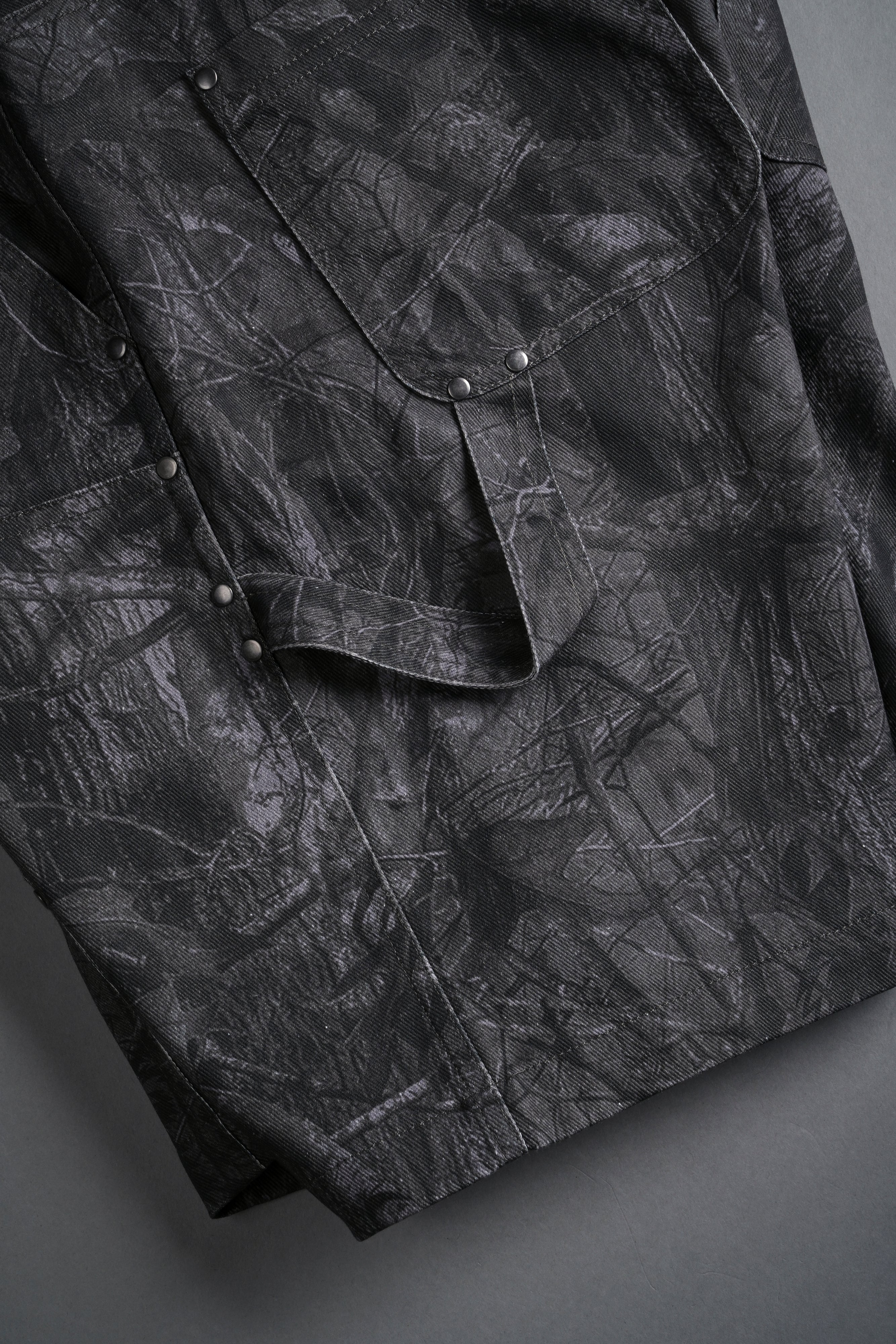 Wolf Chopper Oversized Clark Utility Shorts in Darc Driftwood Forest Camo