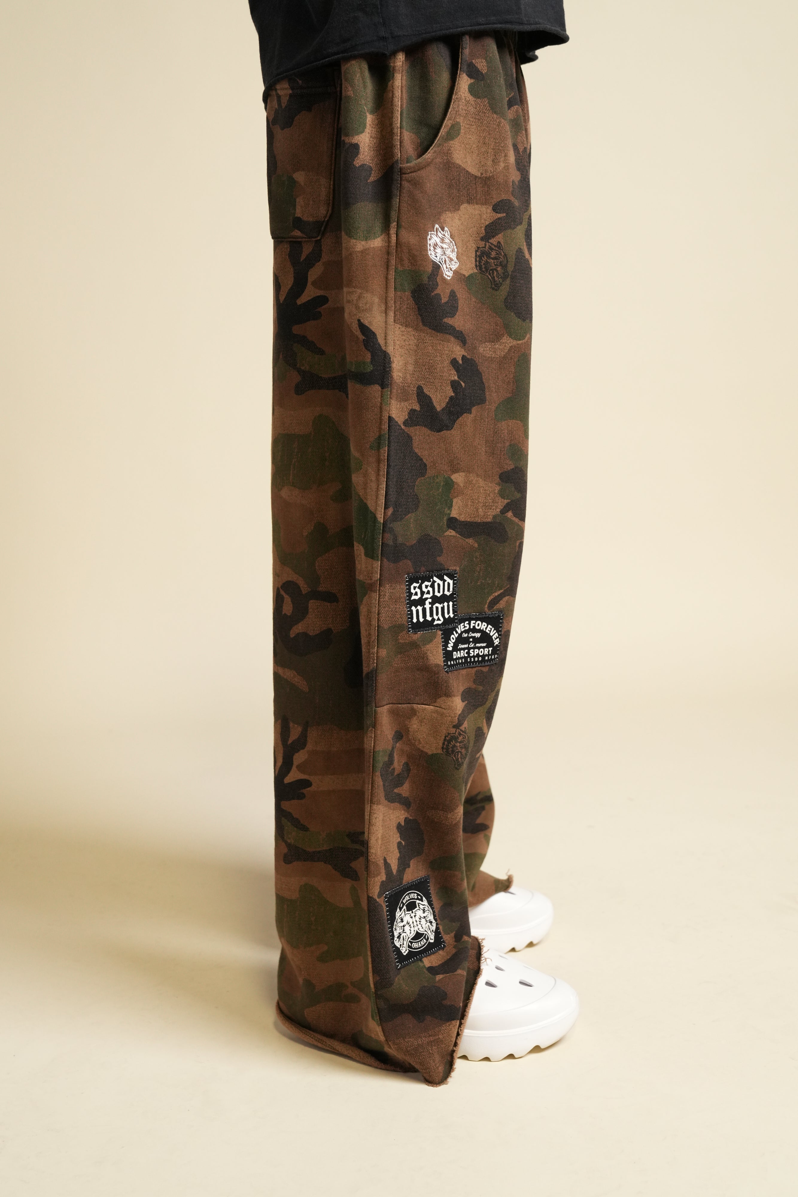 Chopper Patch Moaty Sweat Pants in Ohana Woodland Camo