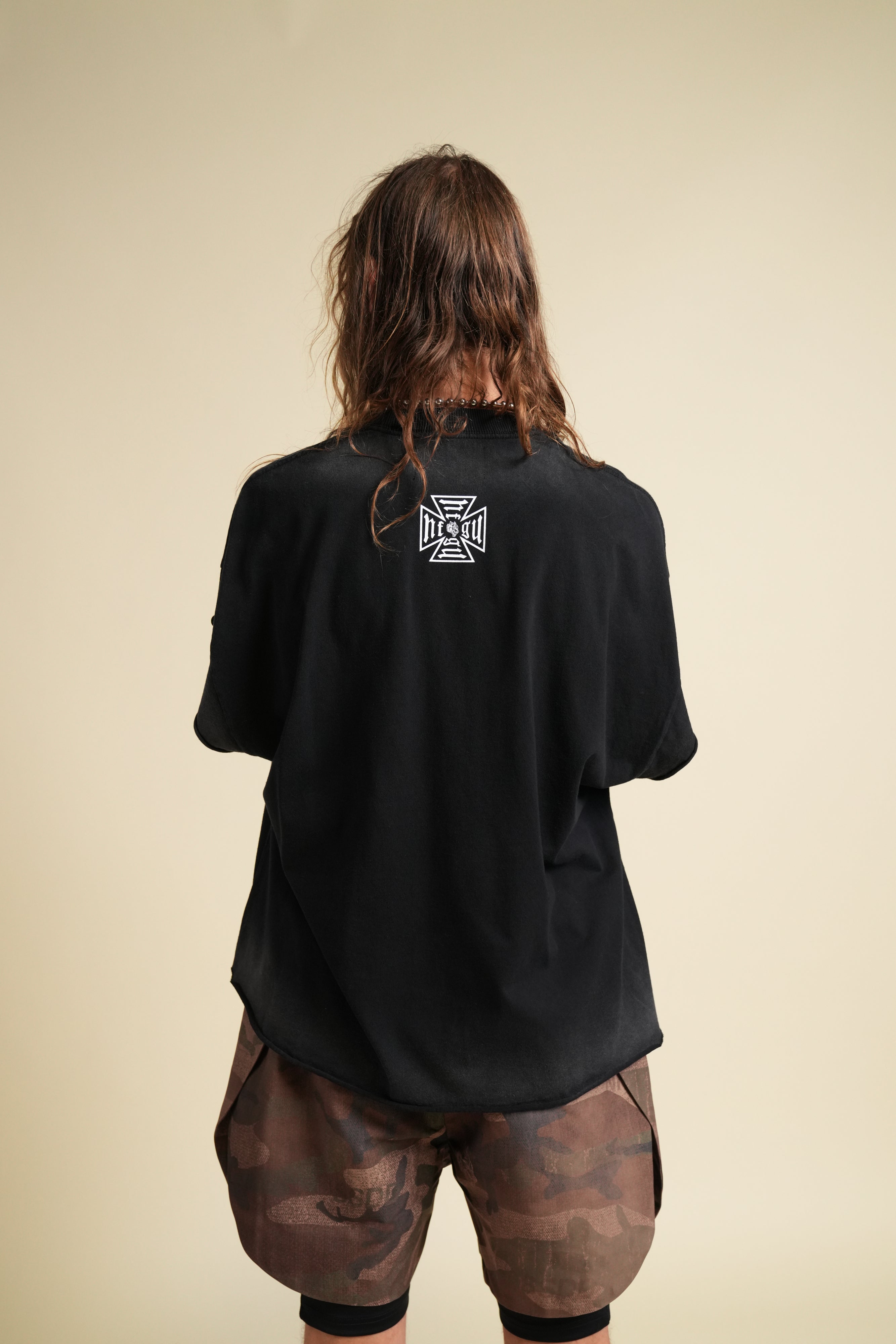 Ohana Wolf "Grunge" Cut Off Tee in Black Drift Wash