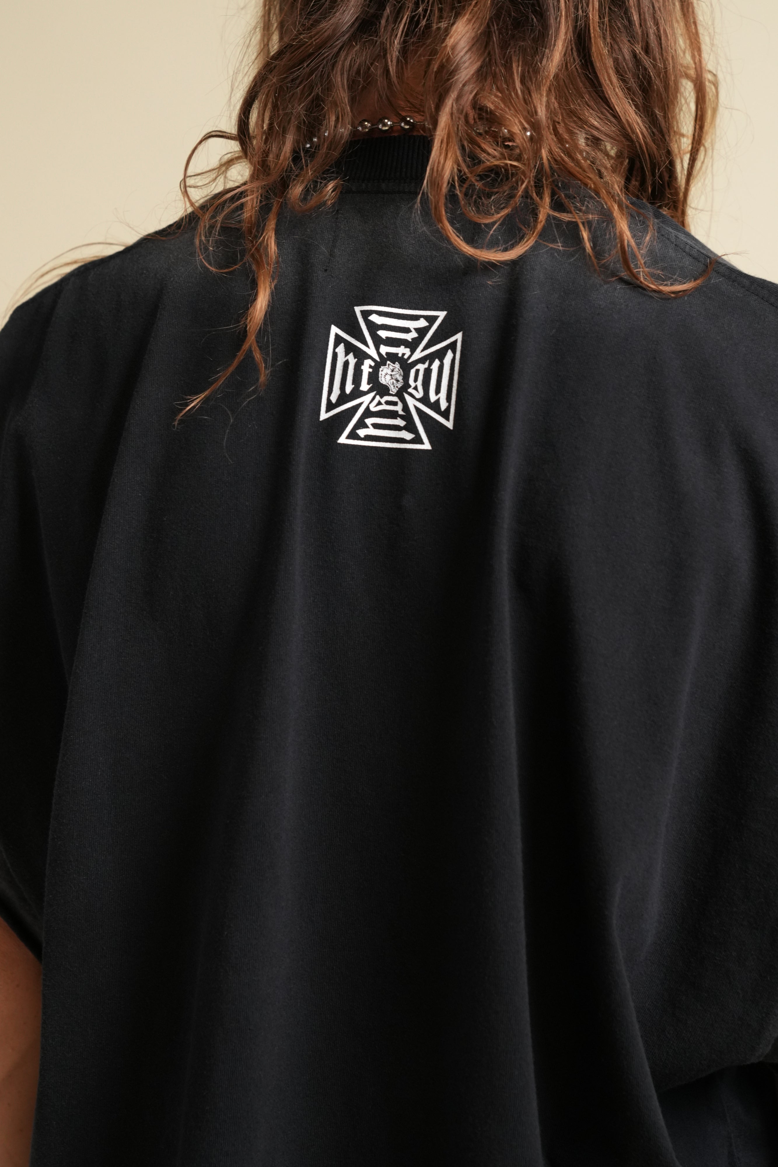 Ohana Wolf "Grunge" Cut Off Tee in Black Drift Wash