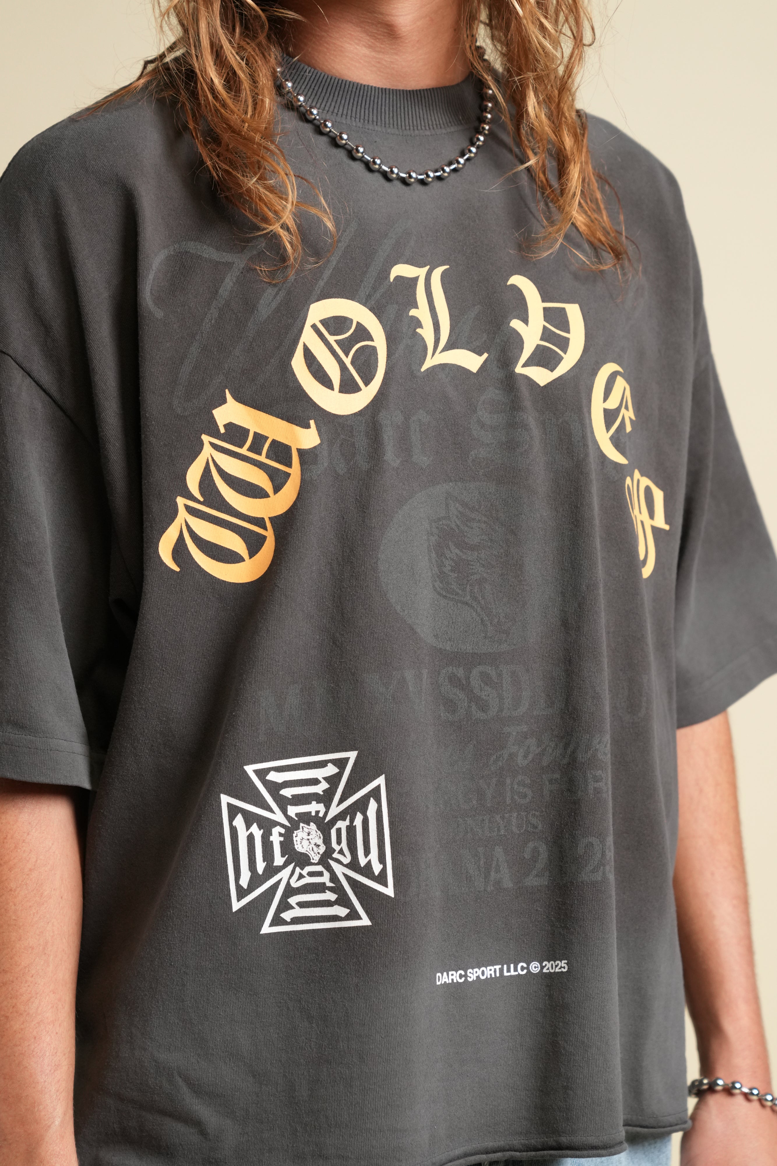 Ohana Wolves Club Grunge Raw Hem Mid Length Tee in Wolf Gray Drift Wash