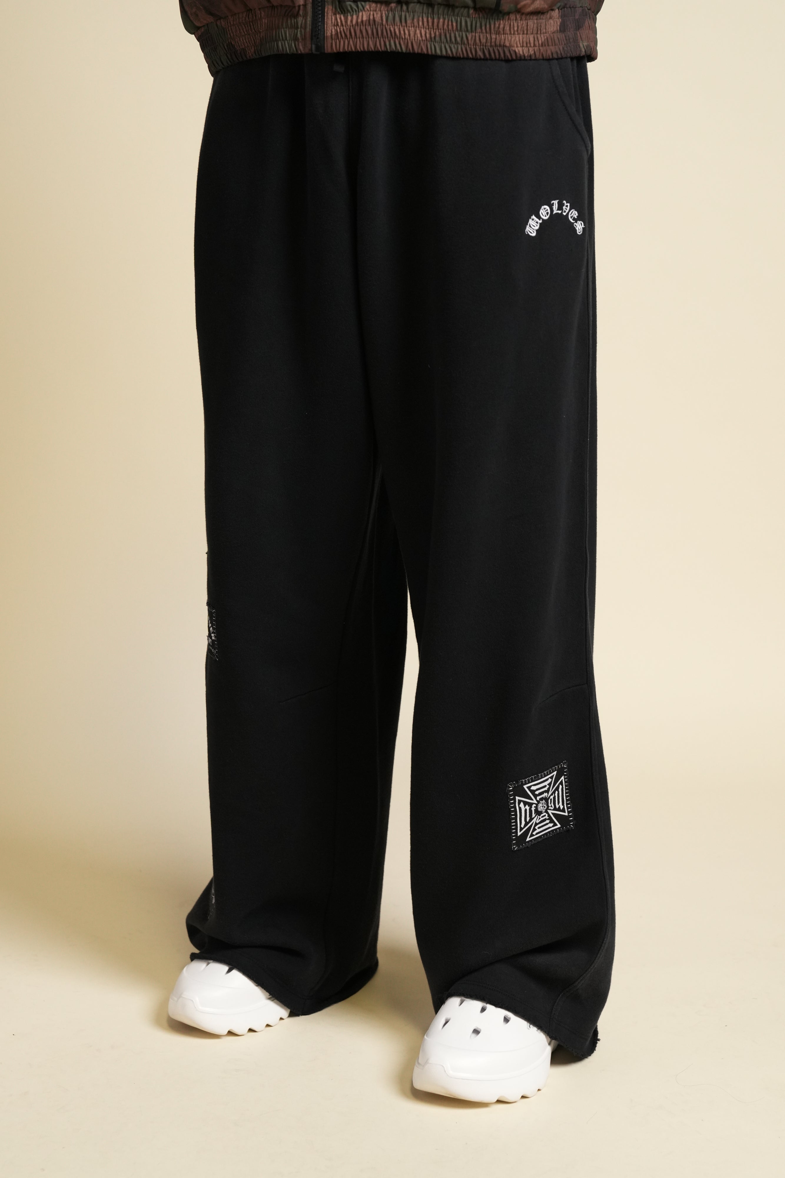 Chopper Patch Moaty Sweat Pants in Black Drift Wash