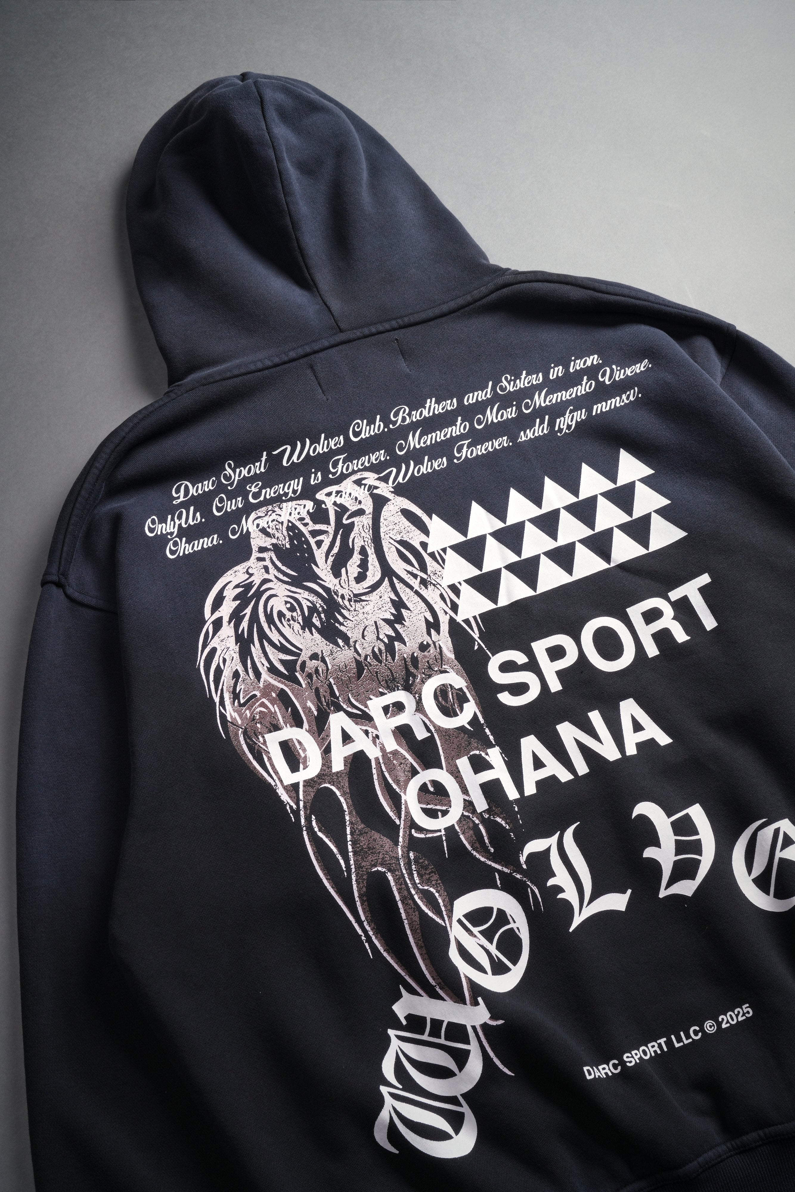 Wolves Mana "Pierce" Hoodie in Darc Ash Sun Fade