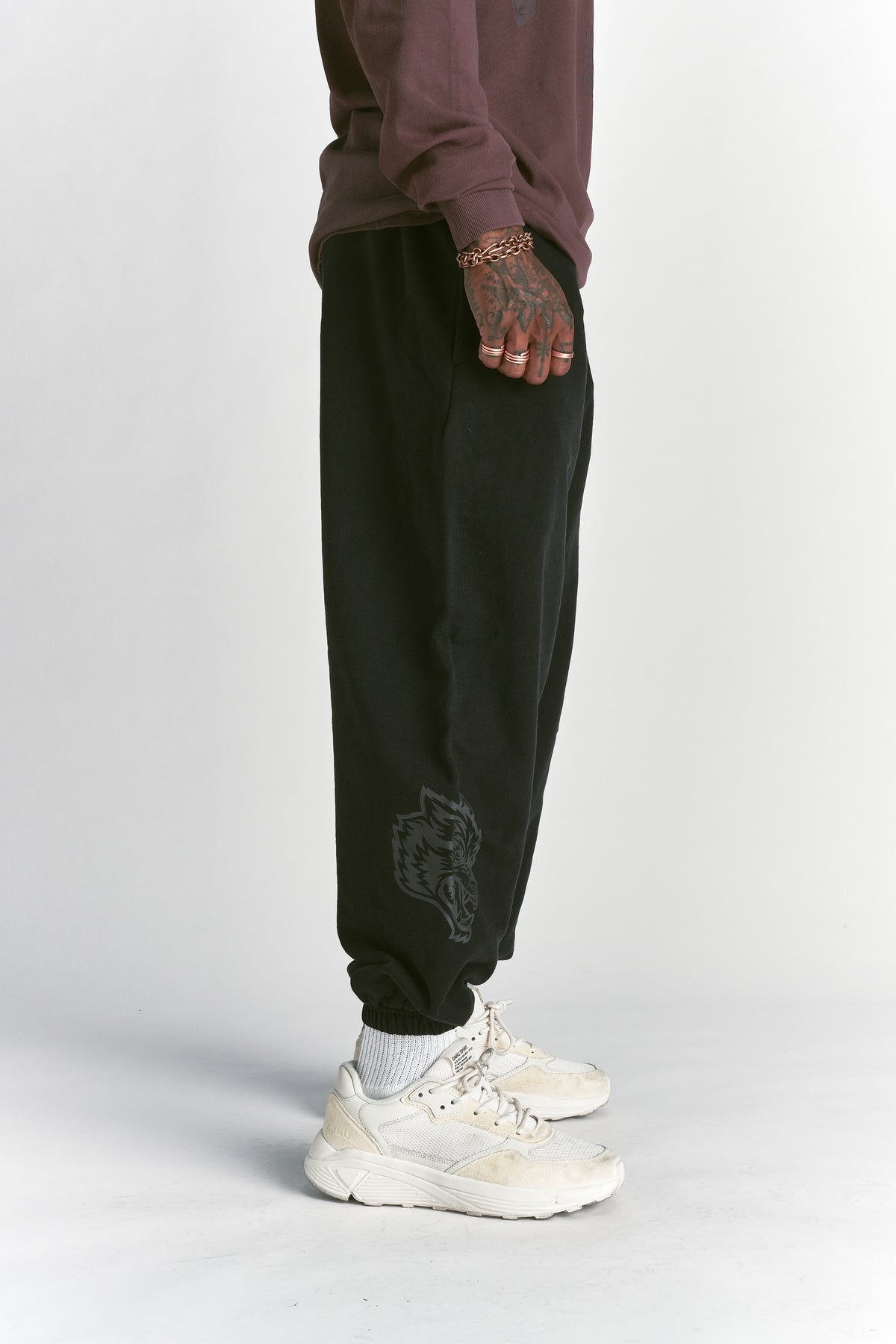 Big Wolf Loyalty Lounger Sweat Pants in Black Sunfade/Black