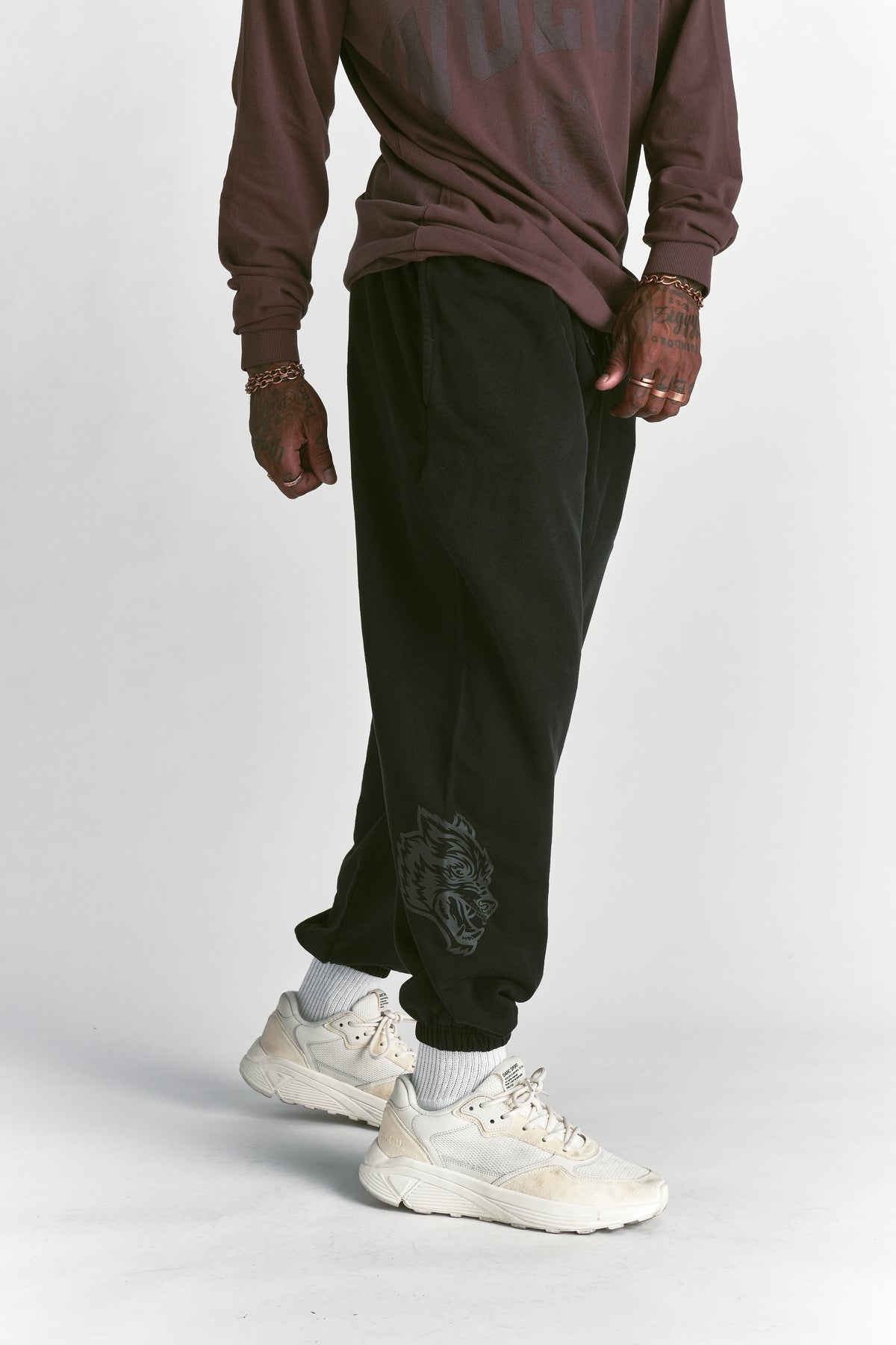 Big Wolf Loyalty Lounger Sweat Pants in Black Sunfade/Black