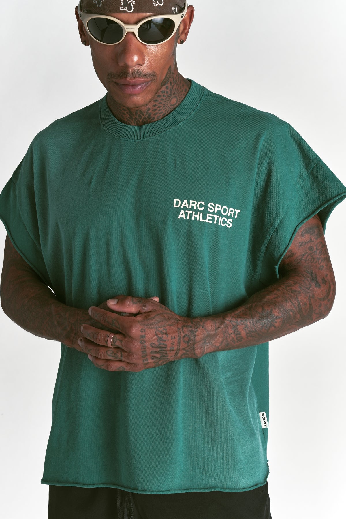 Forever Mark "Grunge" Cut Off Tee in Sierra Pine Sun Fade
