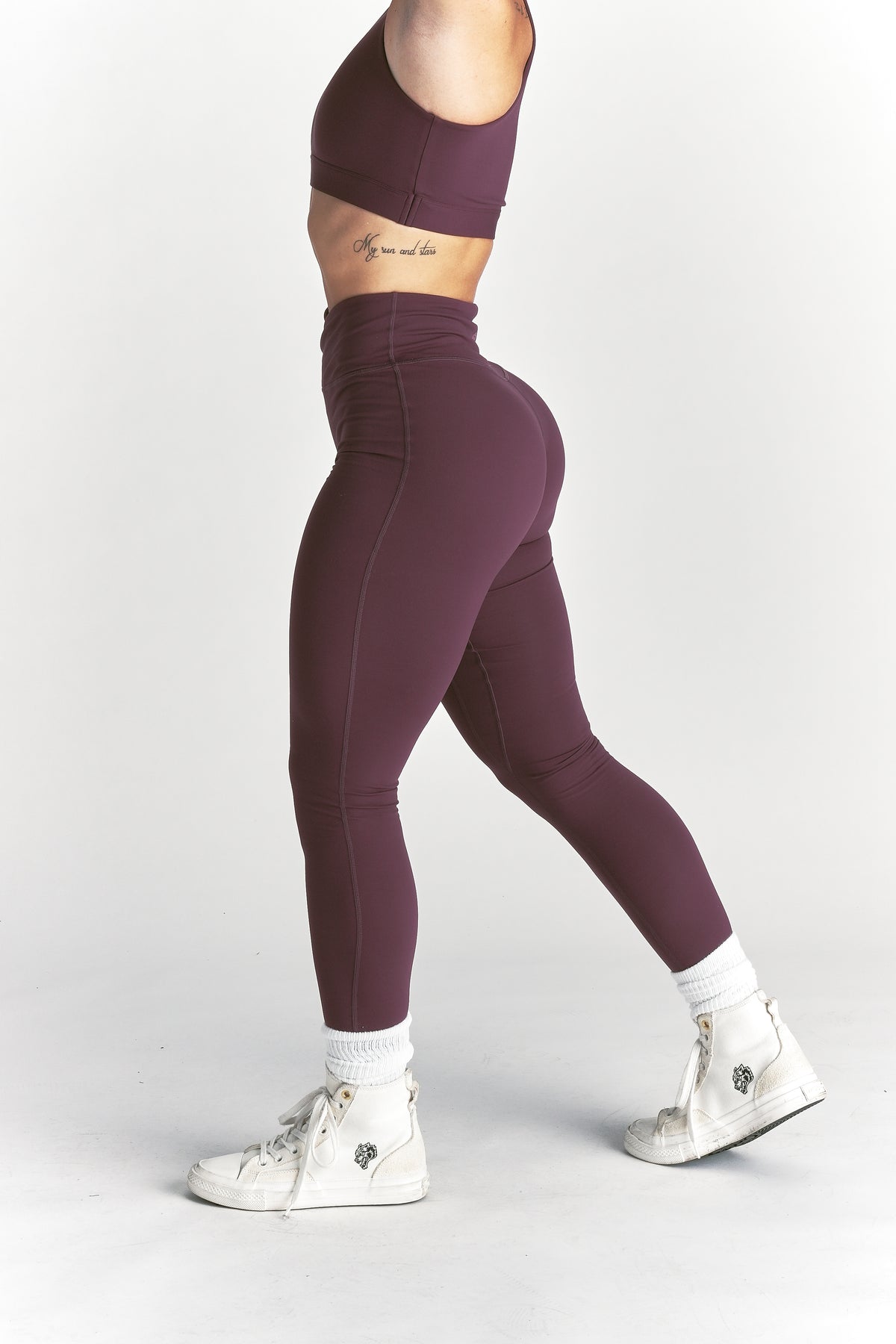Wolf "Pearl" Energy Leggings in Fig