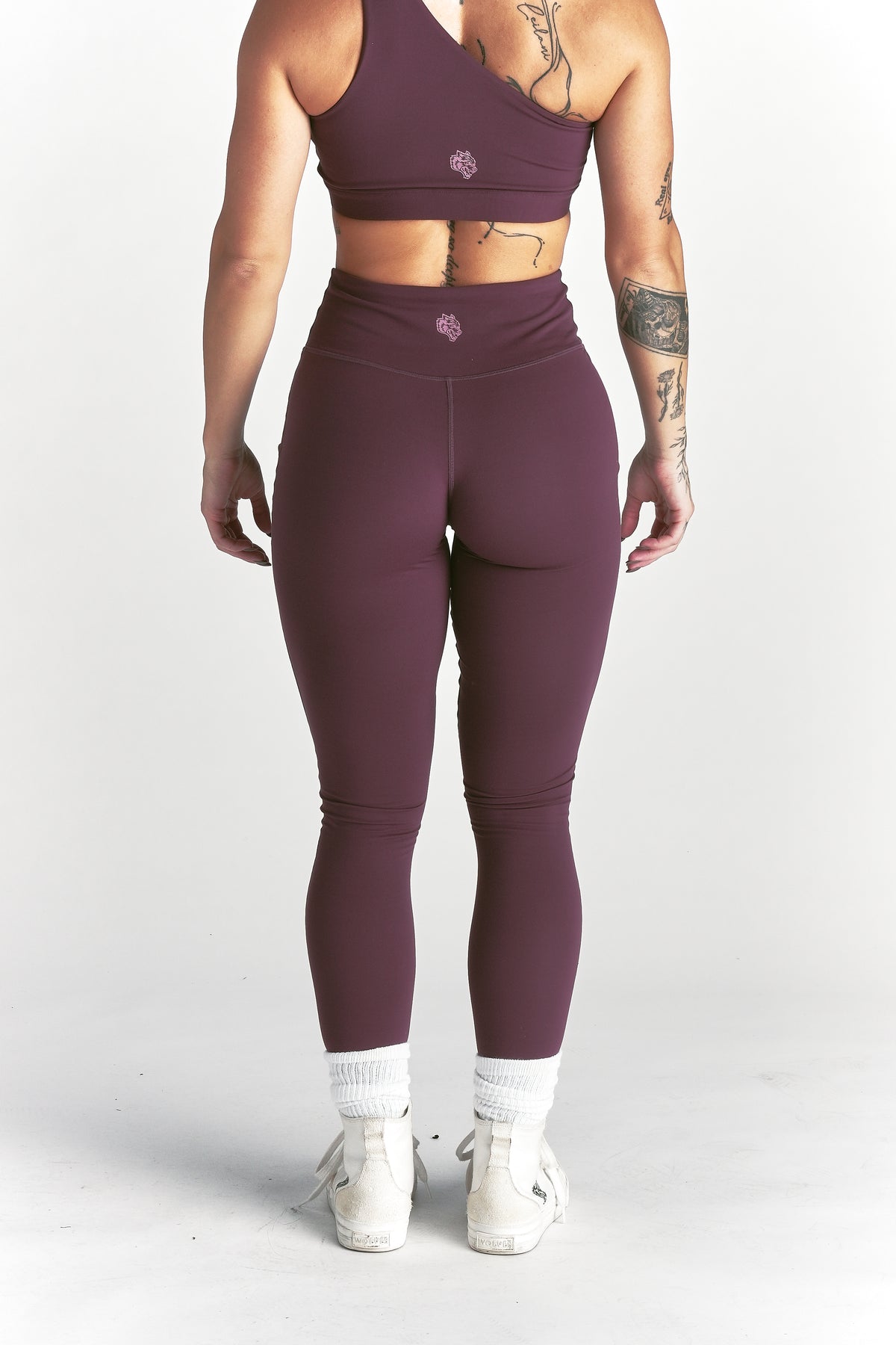 Wolf "Pearl" Energy Leggings in Fig