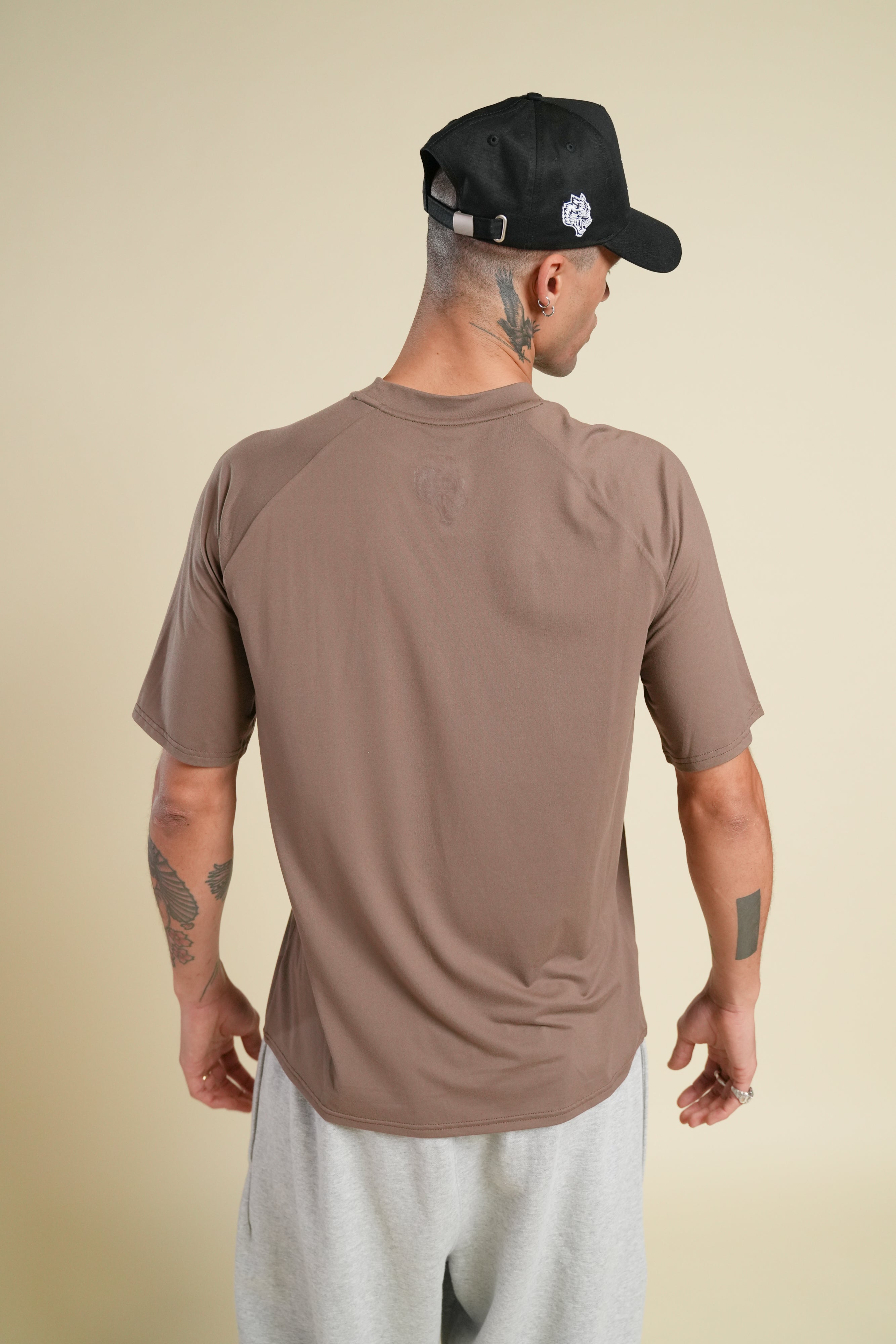 Loyalty Forever "Dry Wolf" Raglan SS Tee