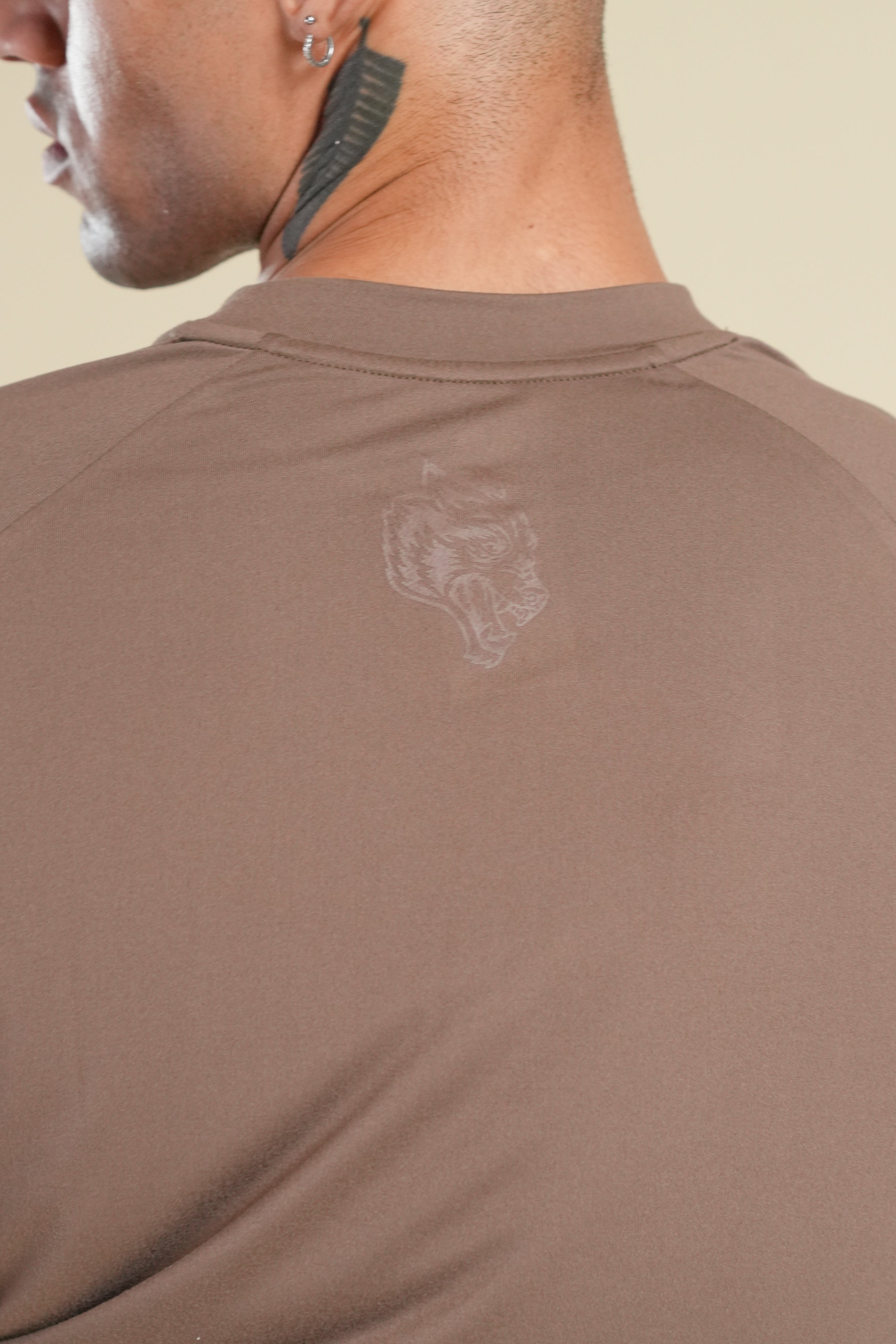 Loyalty Forever "Dry Wolf" Raglan SS Tee