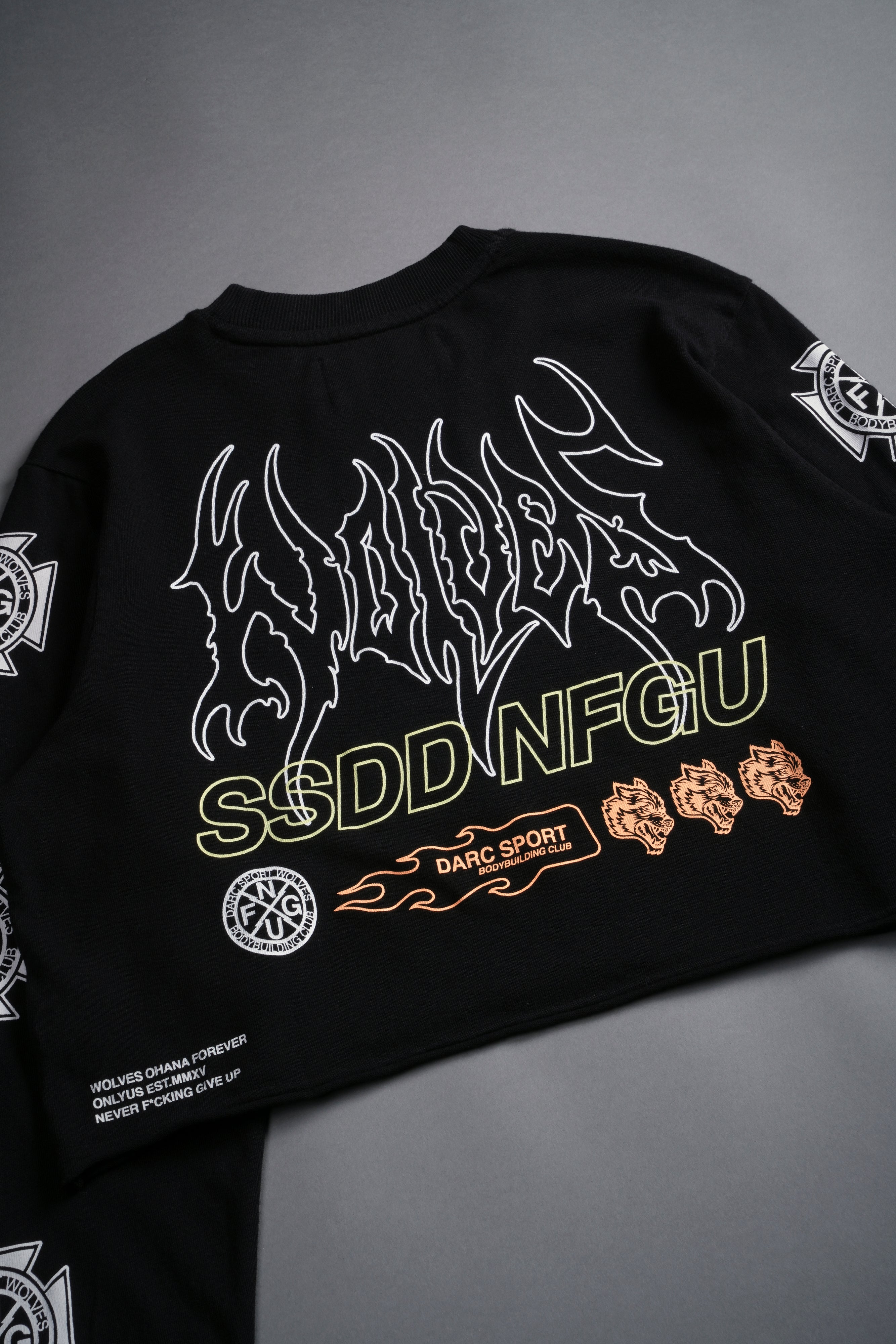 No Limit "Premium" (Cropped) L/S Tee in Black