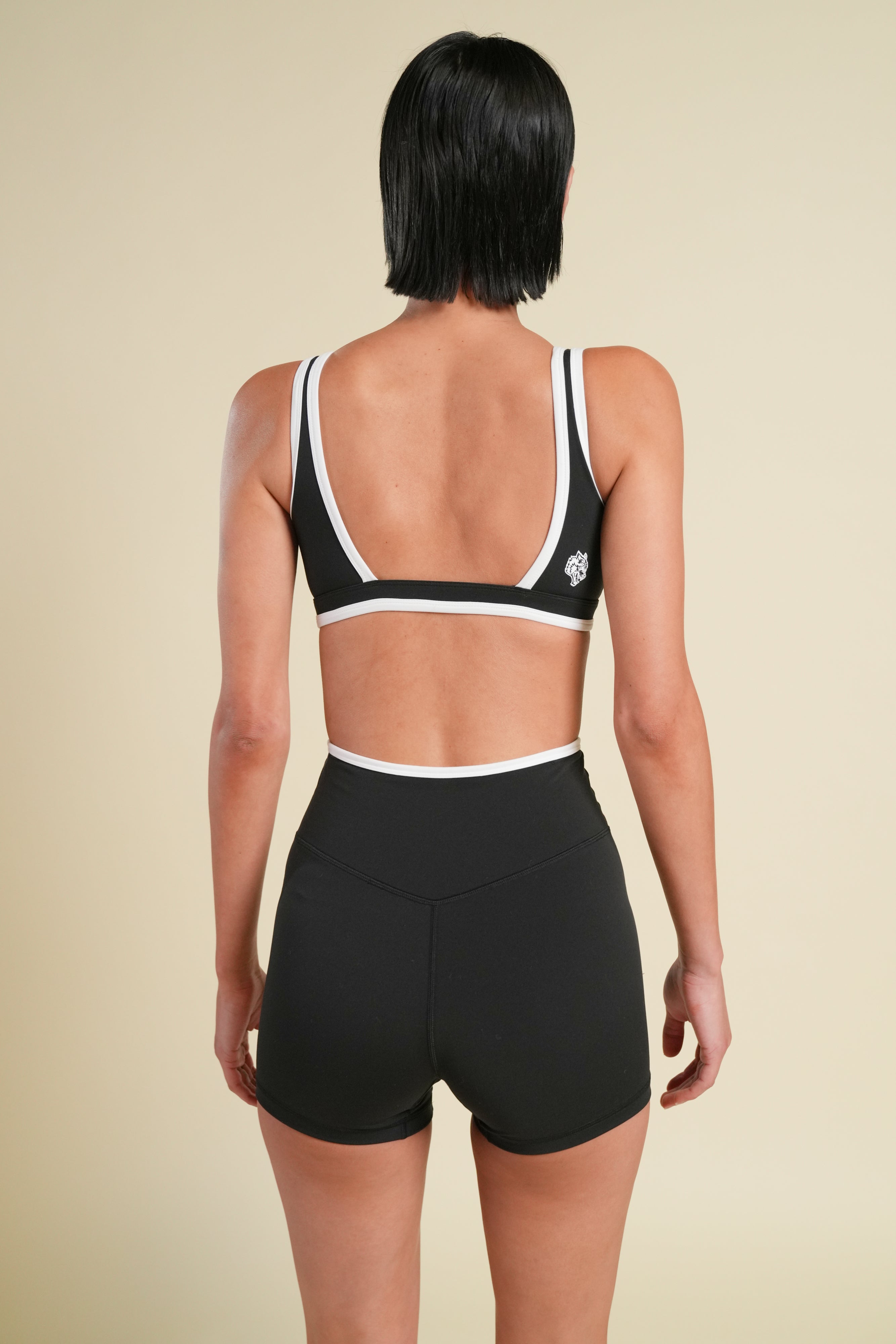 Wolf Contrast "V" Energy Bra in Black/White