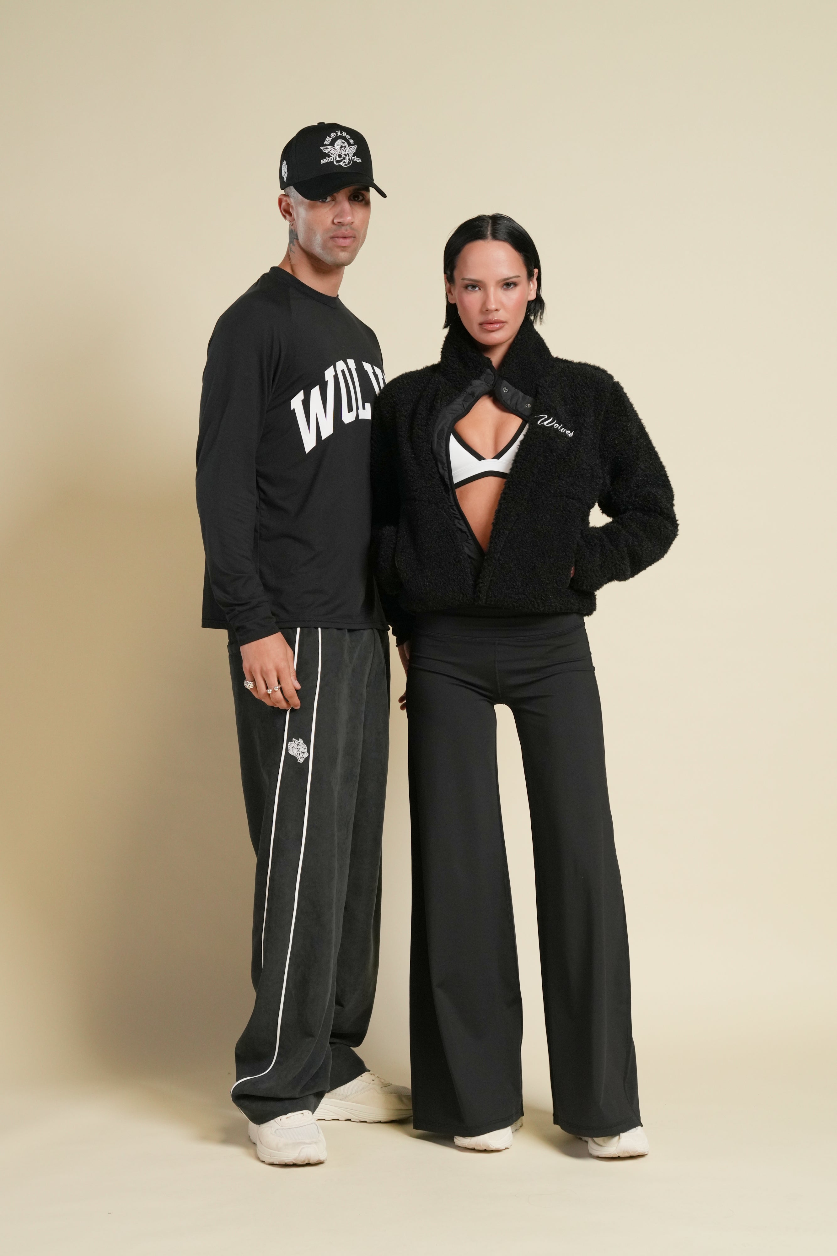 Cursive Wolves Jessie Sherpa Jacket