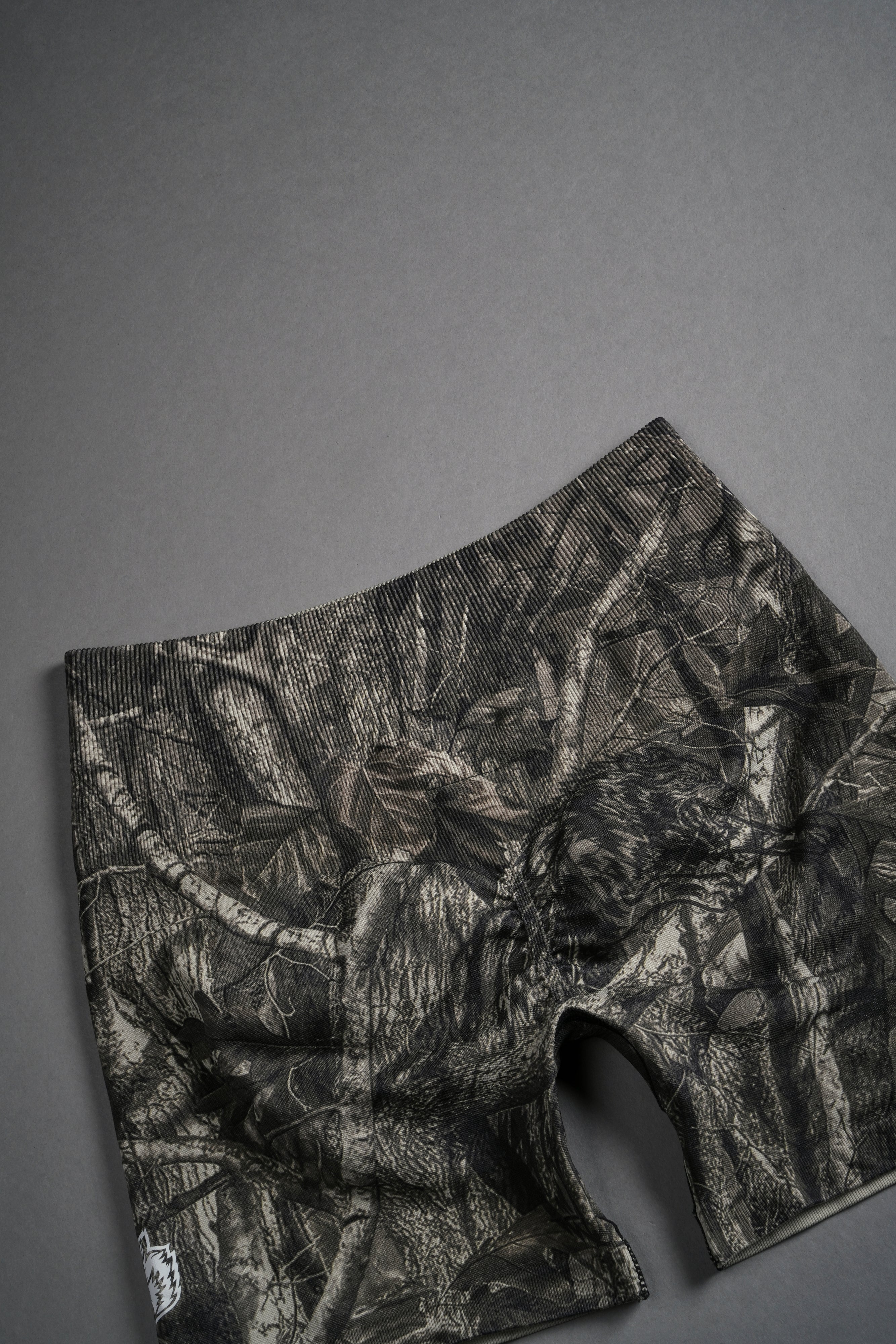 Dual Wolf Seamless Everson "Training" Shorts in Dusk Moss Driftwood Forest Camo