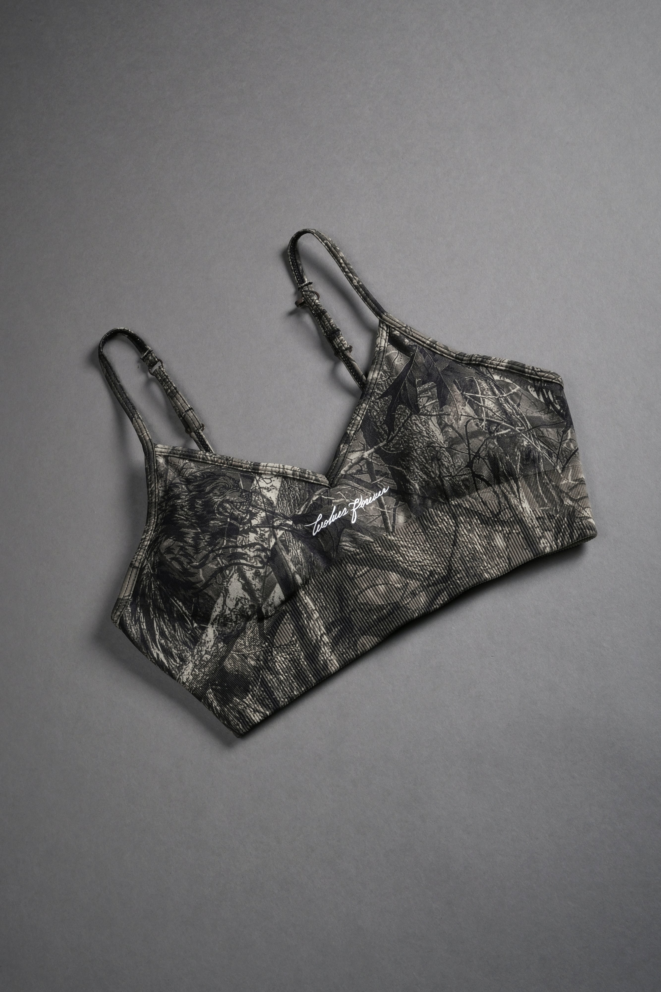 Wolves Forever "Everson Seamless" Sports Bra in Dusk Moss Driftwood Forest Camo