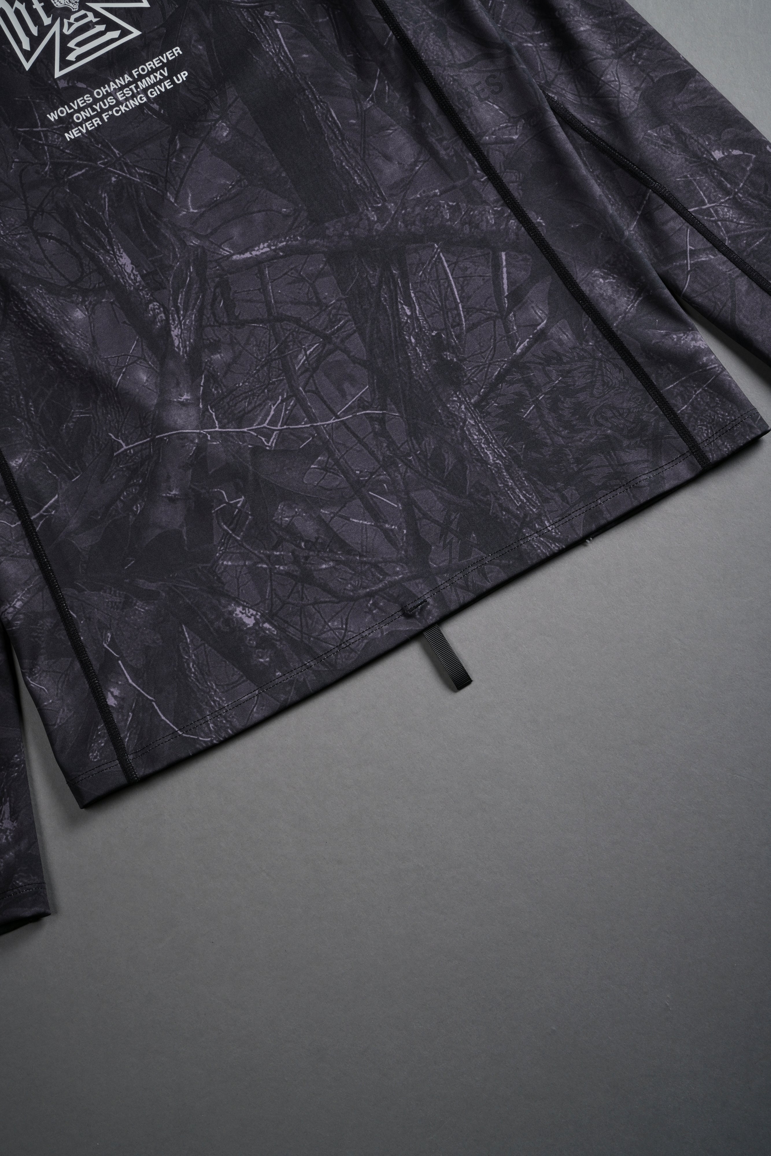 Core Rash Guard in Darc Driftwood Forest Camo
