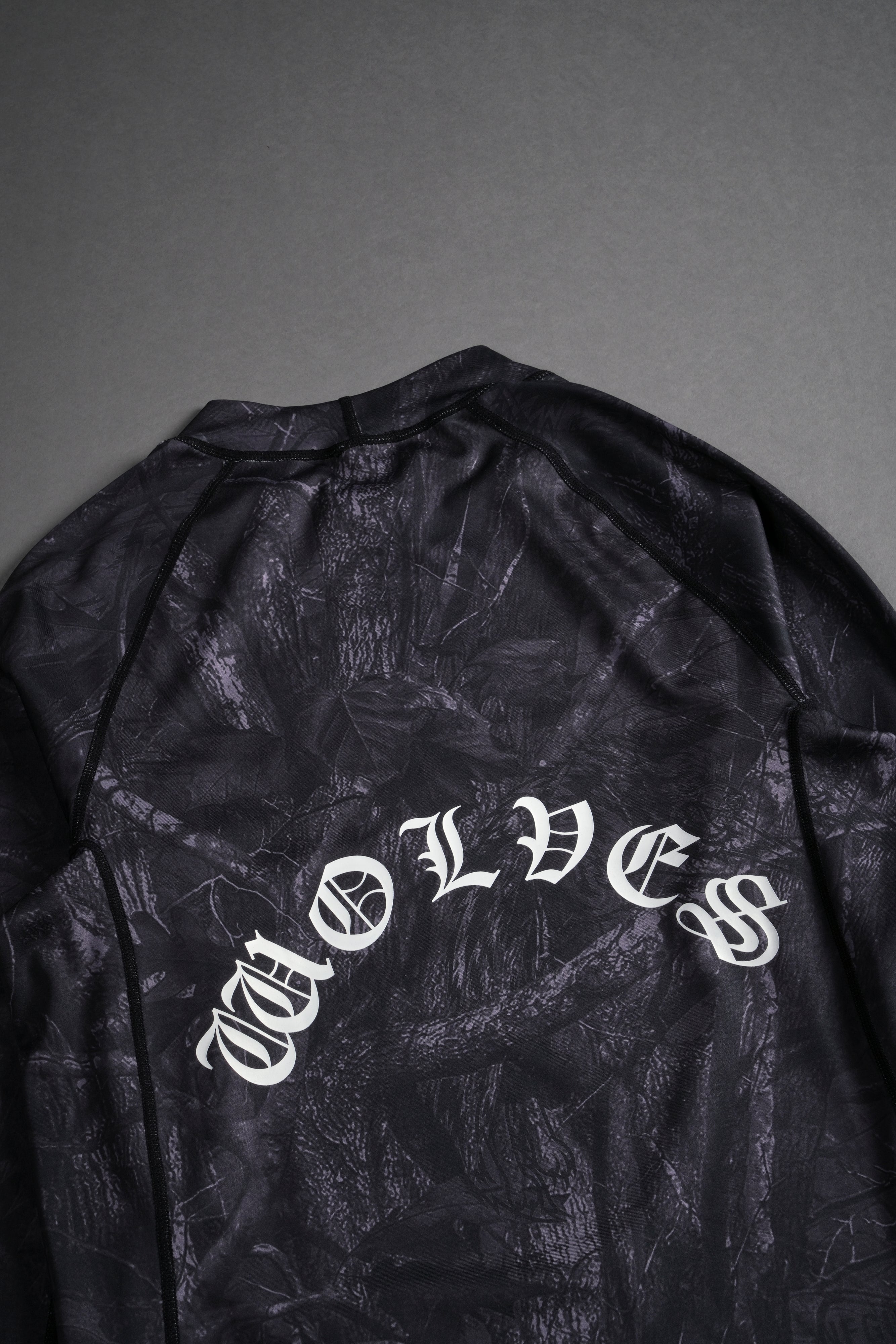 Core Rash Guard in Darc Driftwood Forest Camo