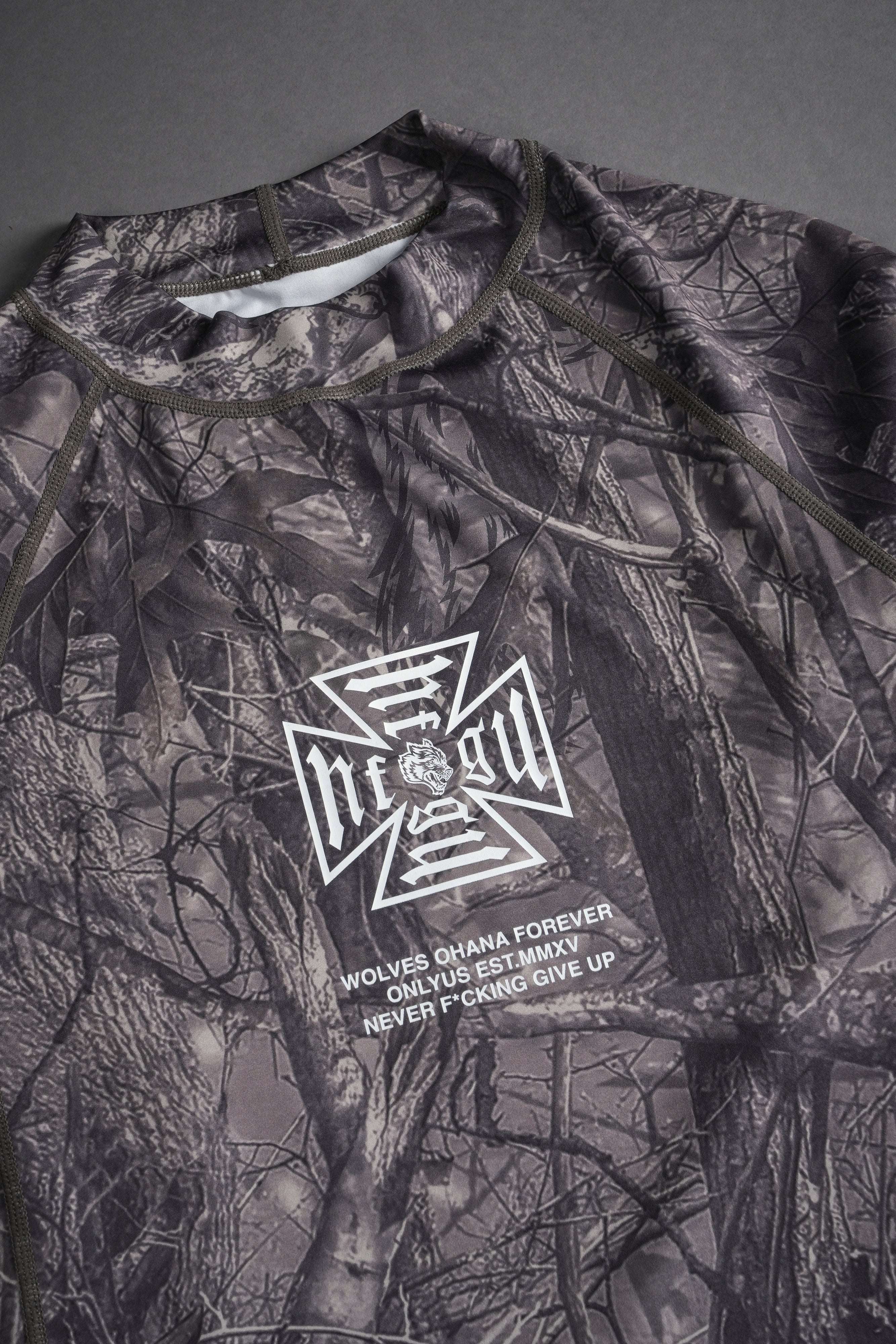 Core Rash Guard in Dusk Moss Driftwood Forest Camo