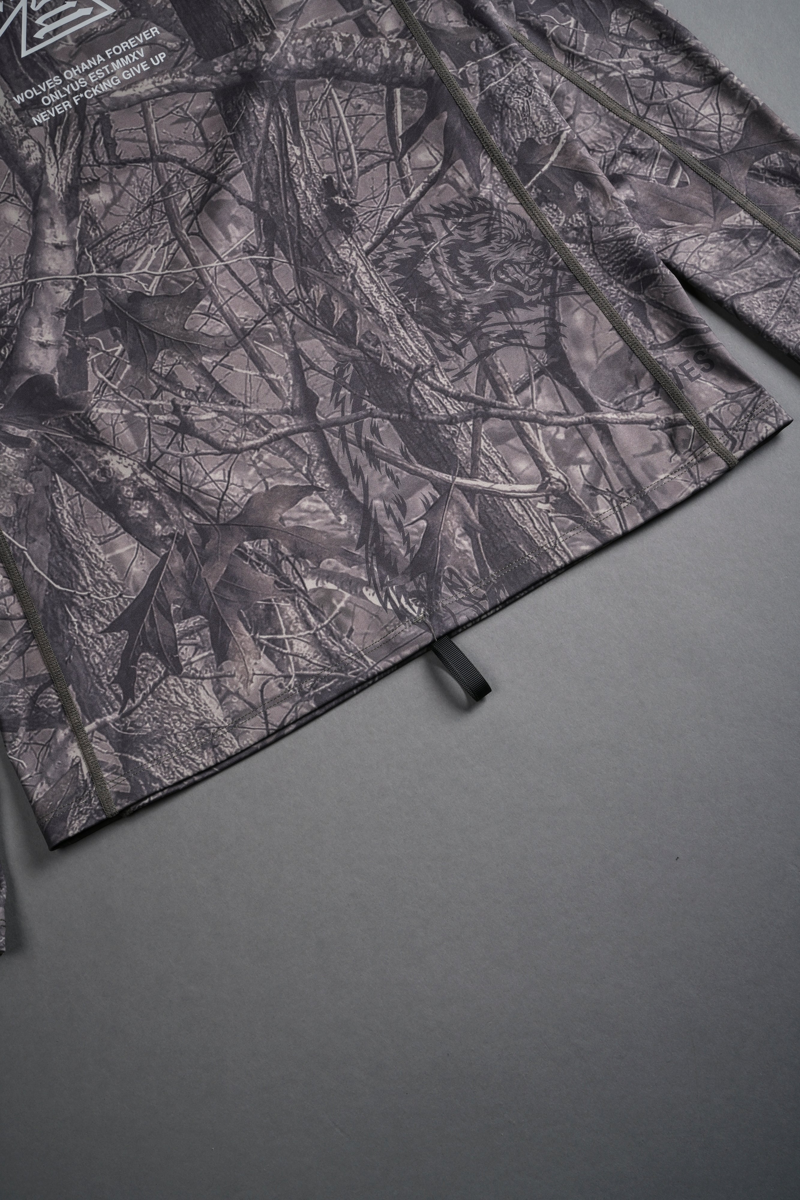 Core Rash Guard in Dusk Moss Driftwood Forest Camo