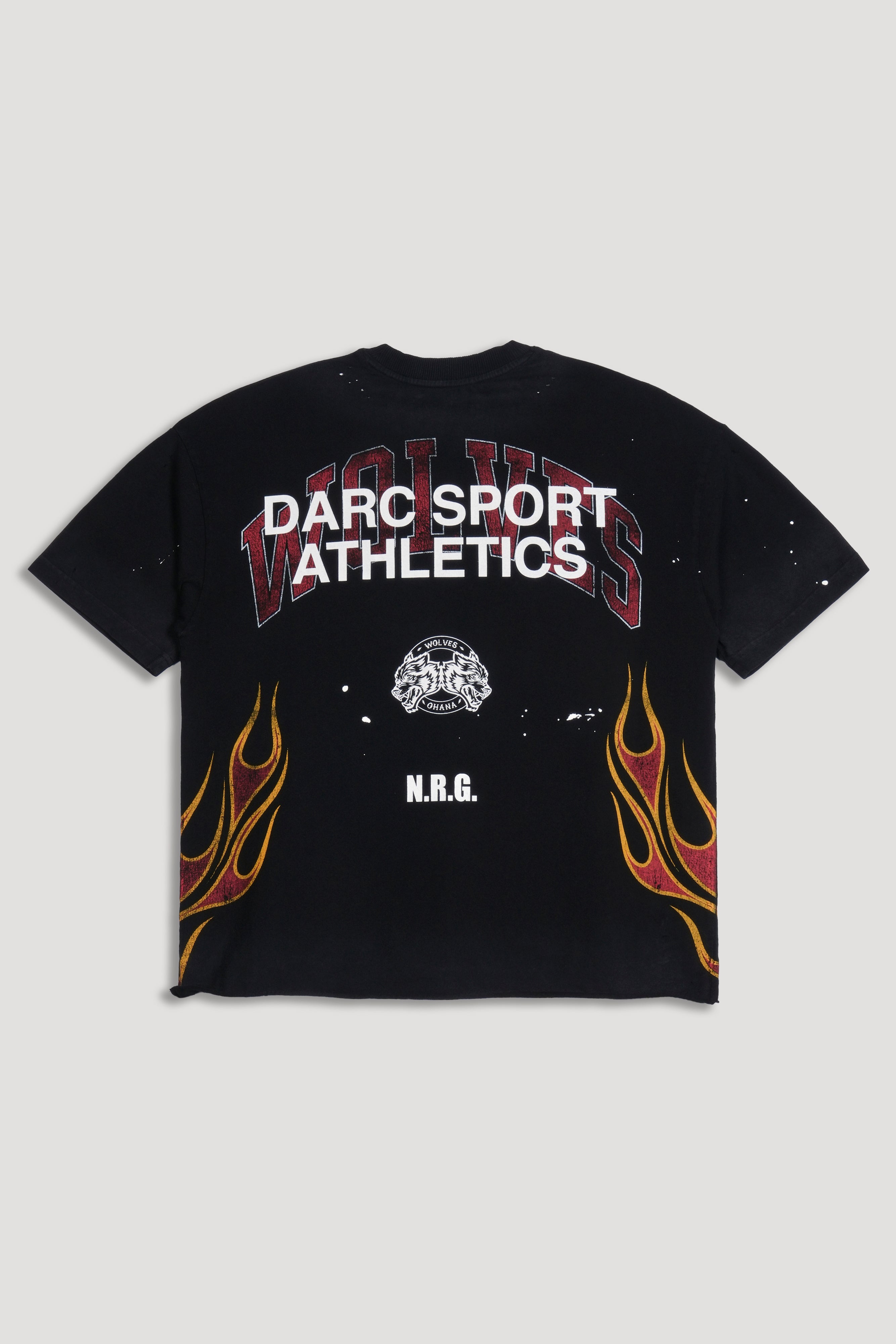 Hot Rod Distressed Grunge Mid Length Raw Hem Tee in Black Drift Wash