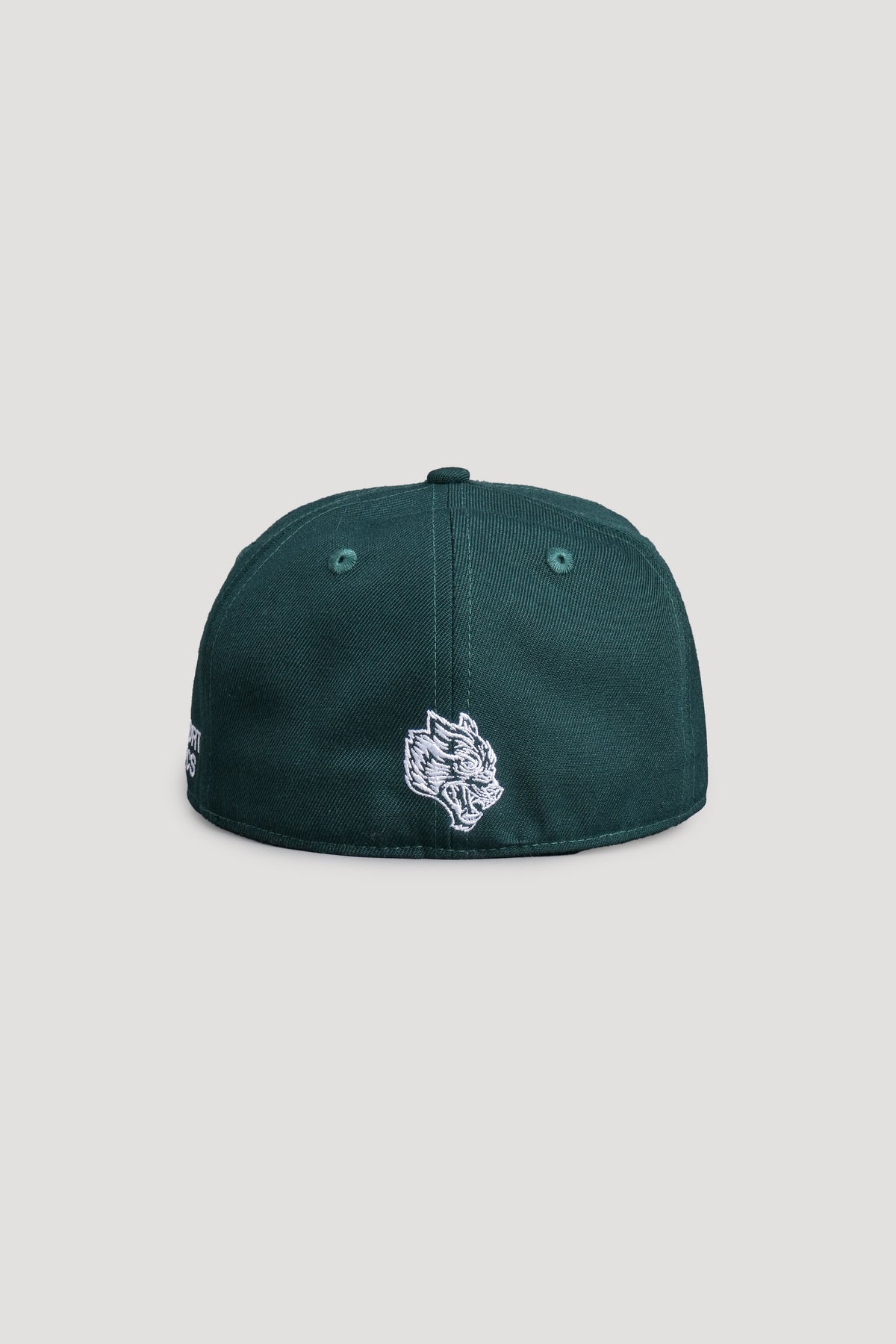 W Athletics Fitted Cap in Forest Pine