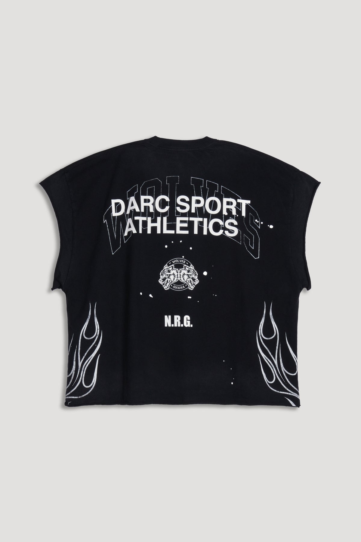 Hot Rod Grunge Cut-Off Mid Length Raw Hem Tee in Black Drift Wash