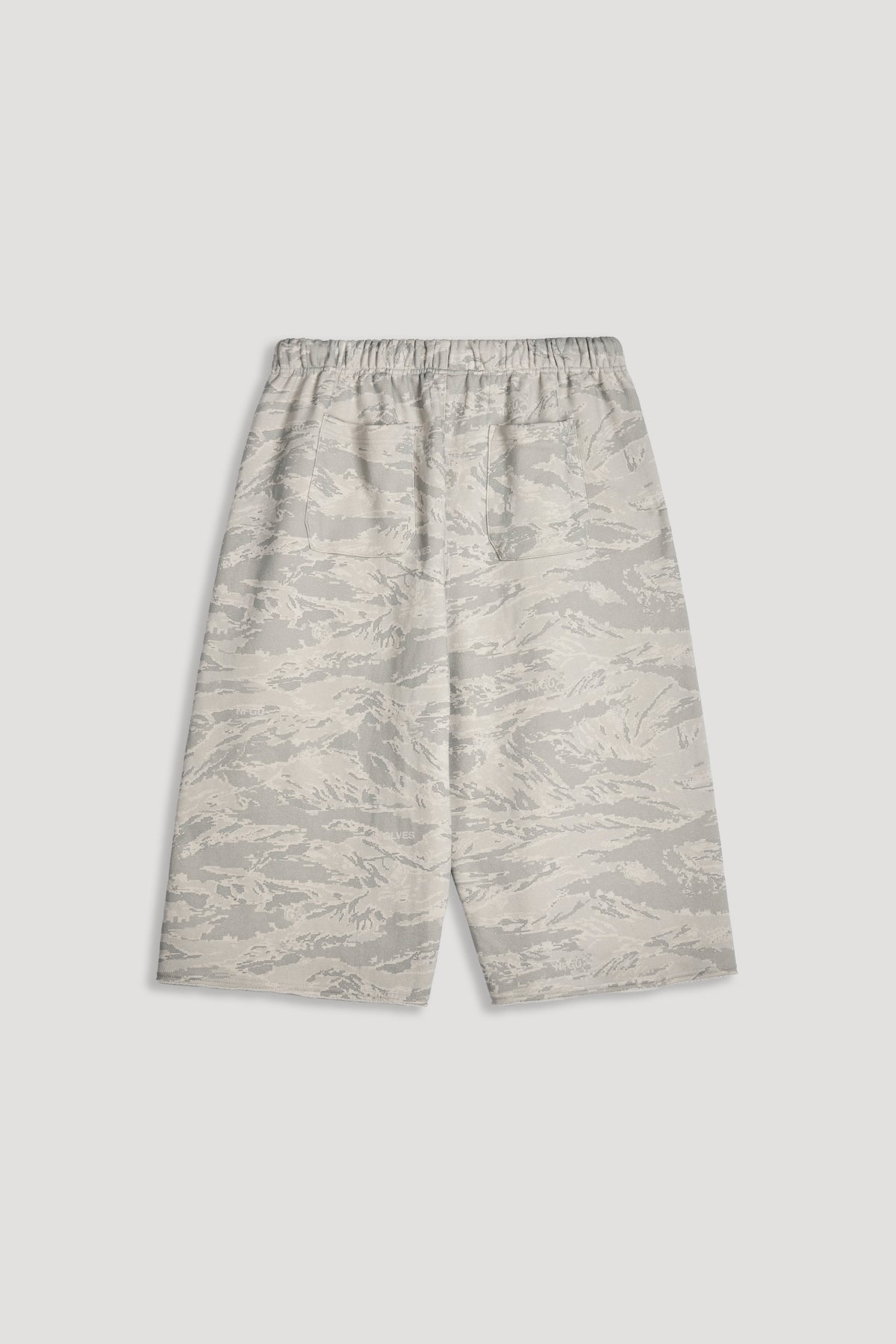 Dual Capri Sweat Pants In Lush Digital Camo