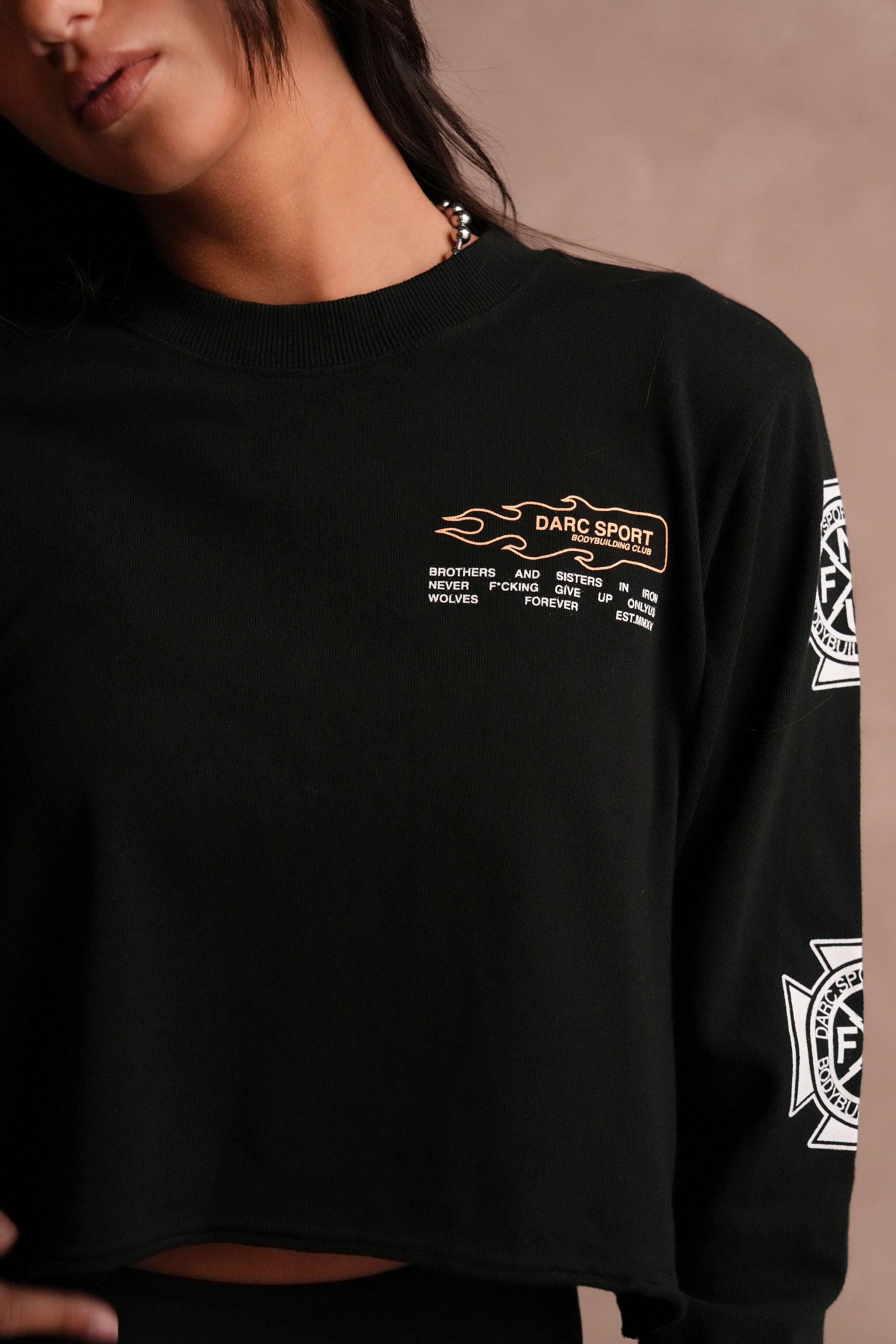 No Limit "Premium" (Cropped) L/S Tee in Black