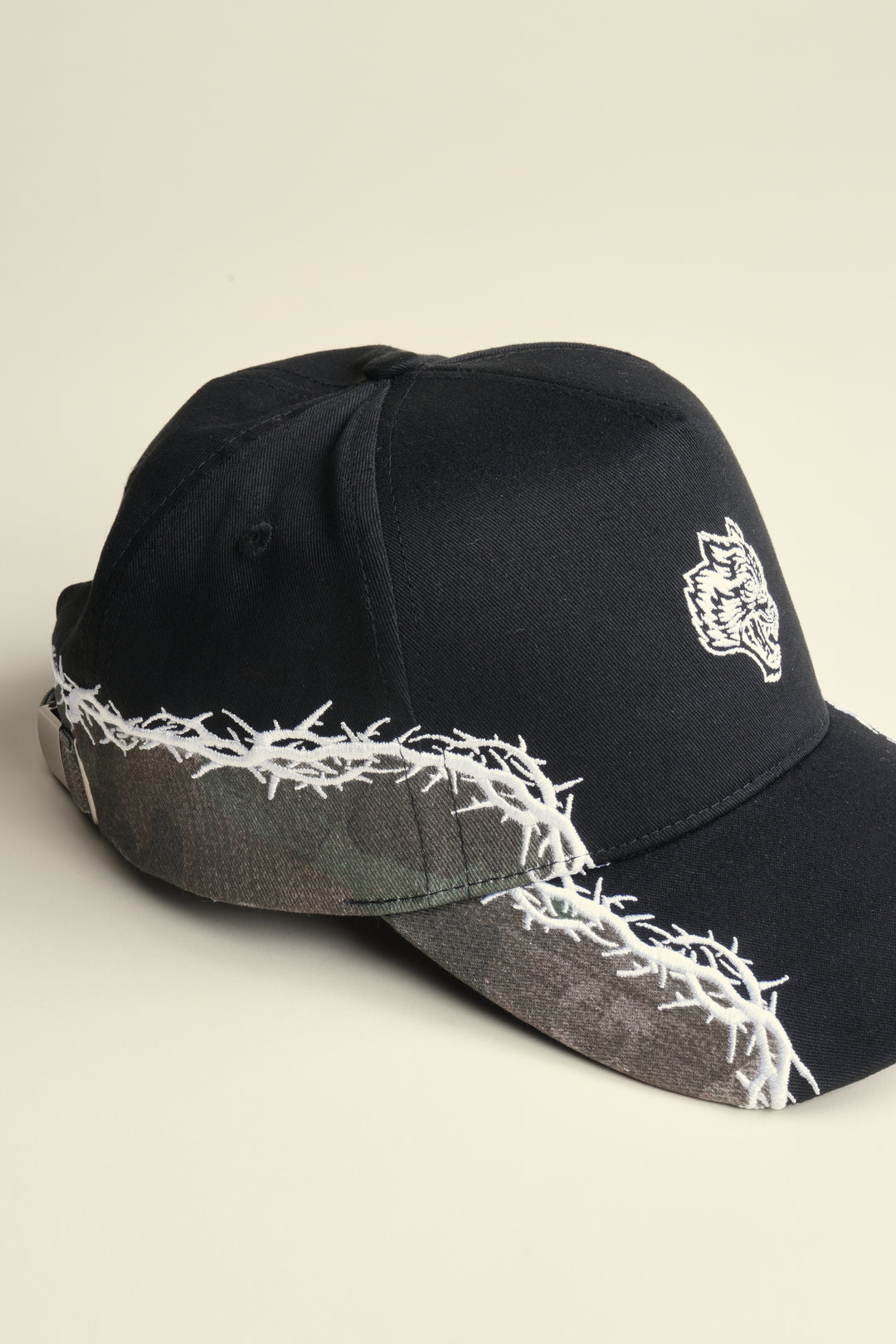 Ohana Thorns 5 Panel Hat in Black/Ohana Woodland Camo