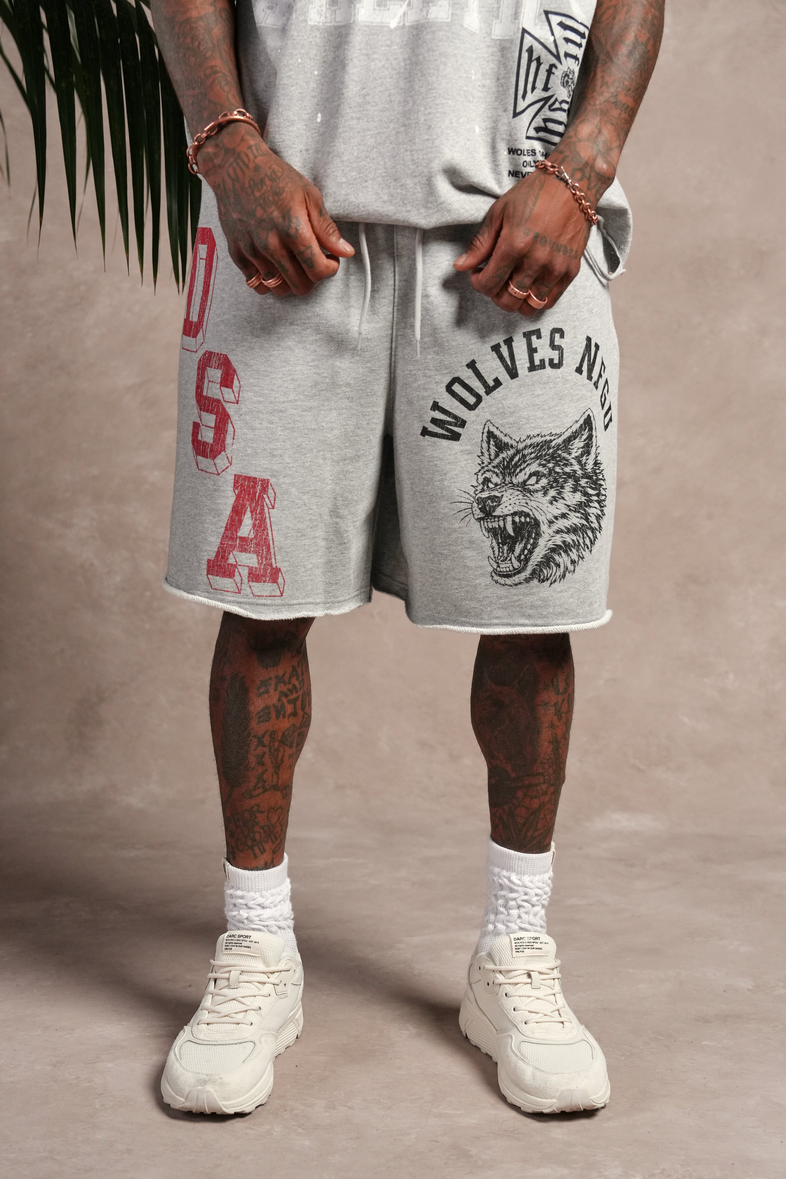 Wolves Athletics Grunge Brock Sweat Short in Light Athletic Gray