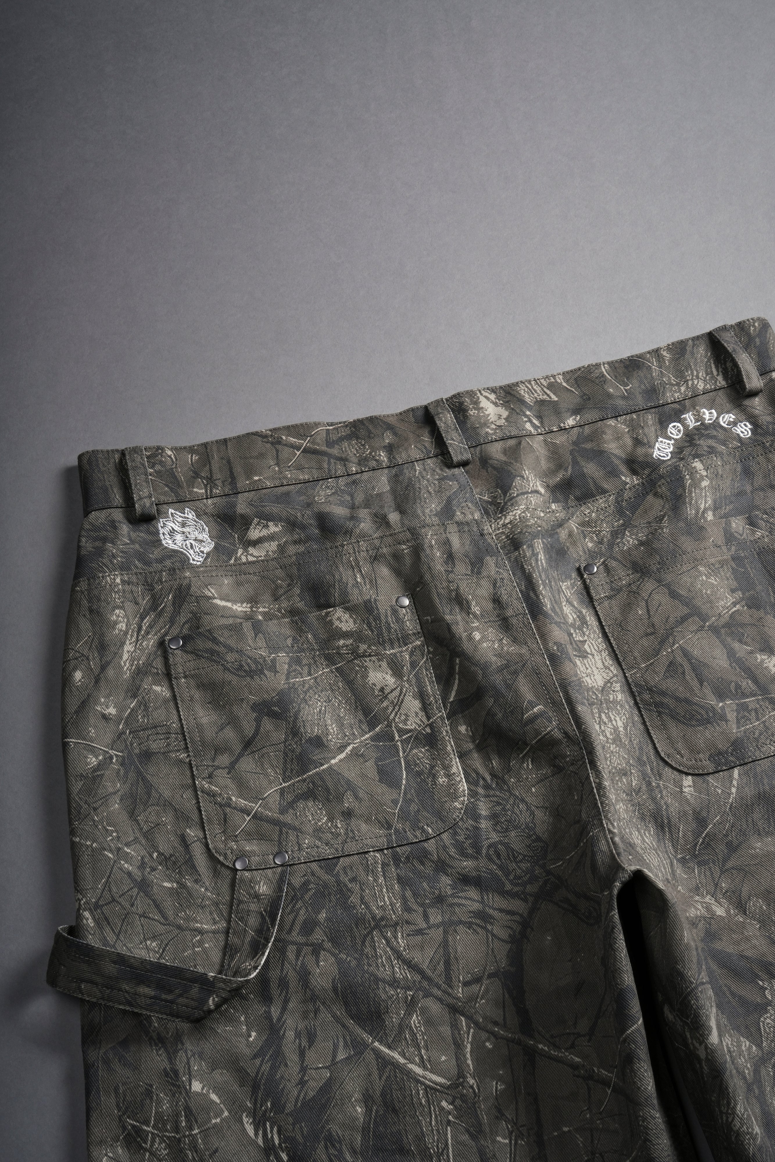 Wolf Chopper Oversized Clark Utility Shorts in Dusk Moss Driftwood Forest Camo