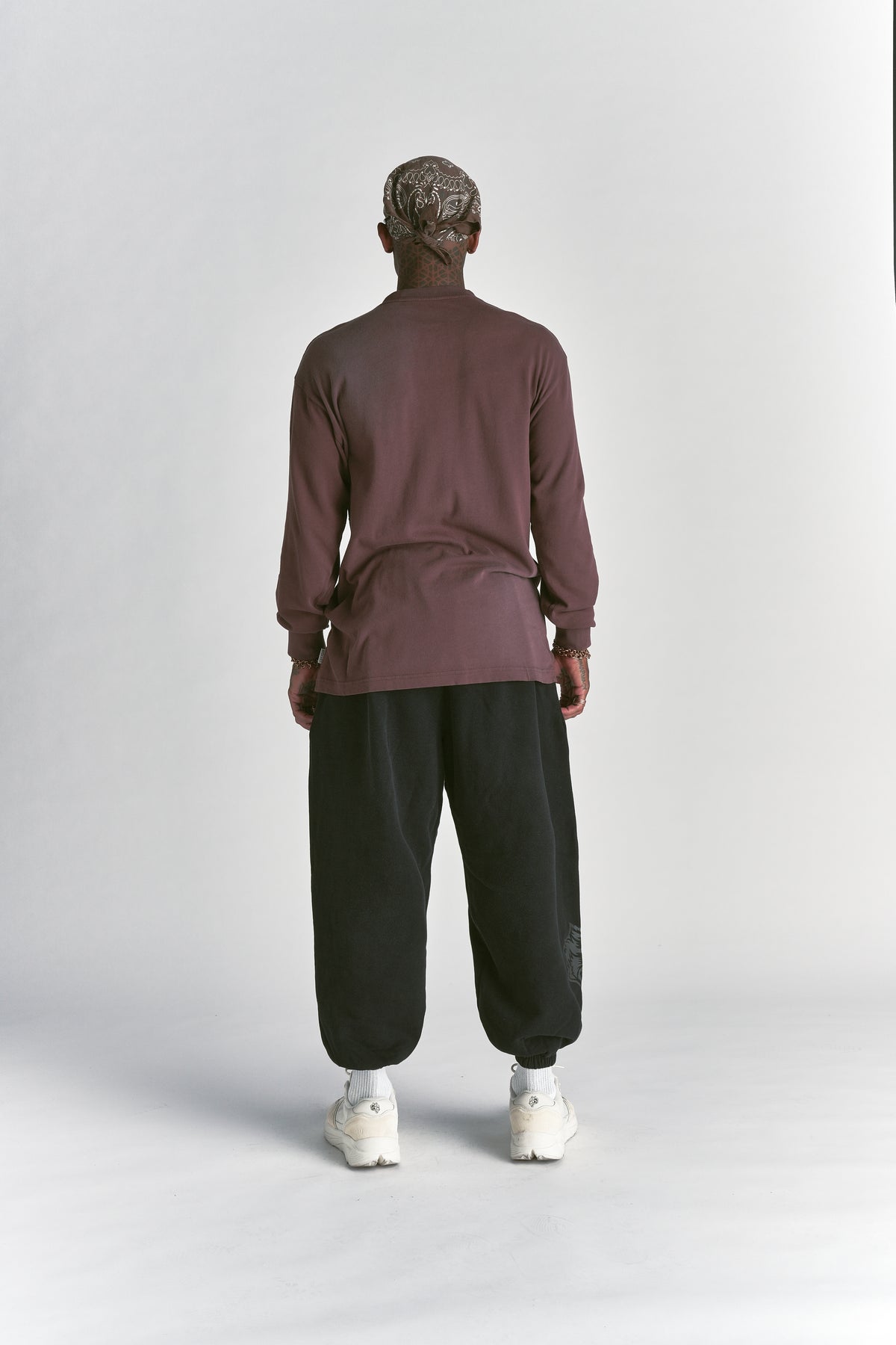 Big Wolf Loyalty  Lounger Sweat Pants in Black Sunfade/Black