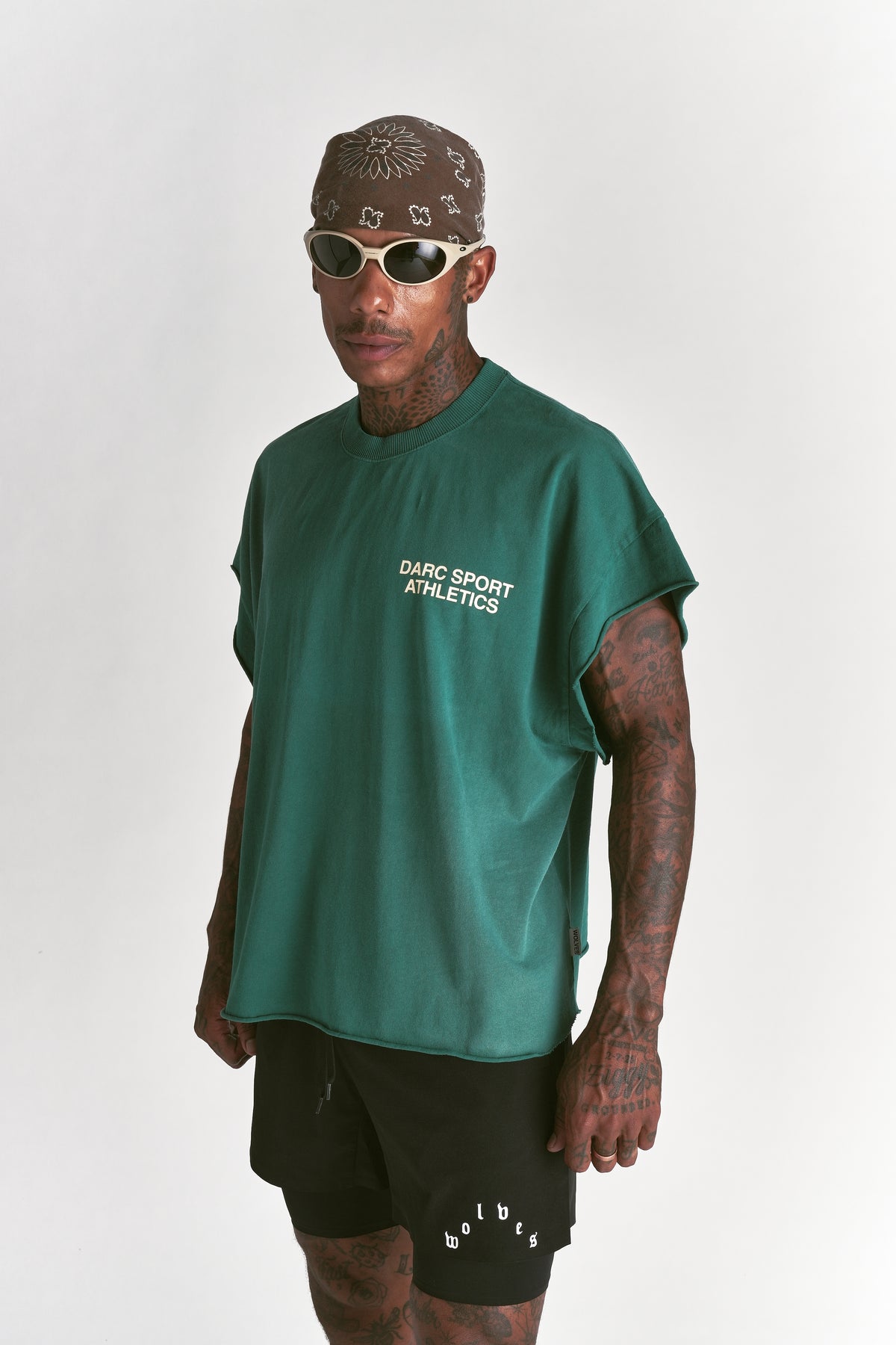 Forever Mark "Grunge" Cut Off Tee in Sierra Pine Sun Fade
