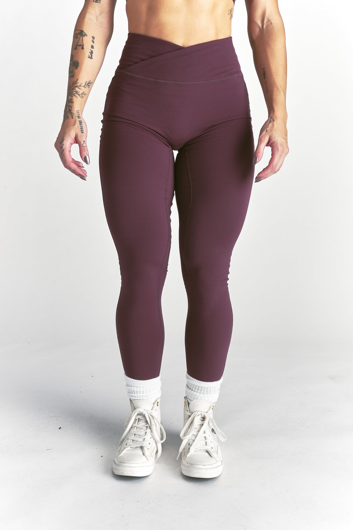 Wolf "Pearl" Energy Leggings in Fig