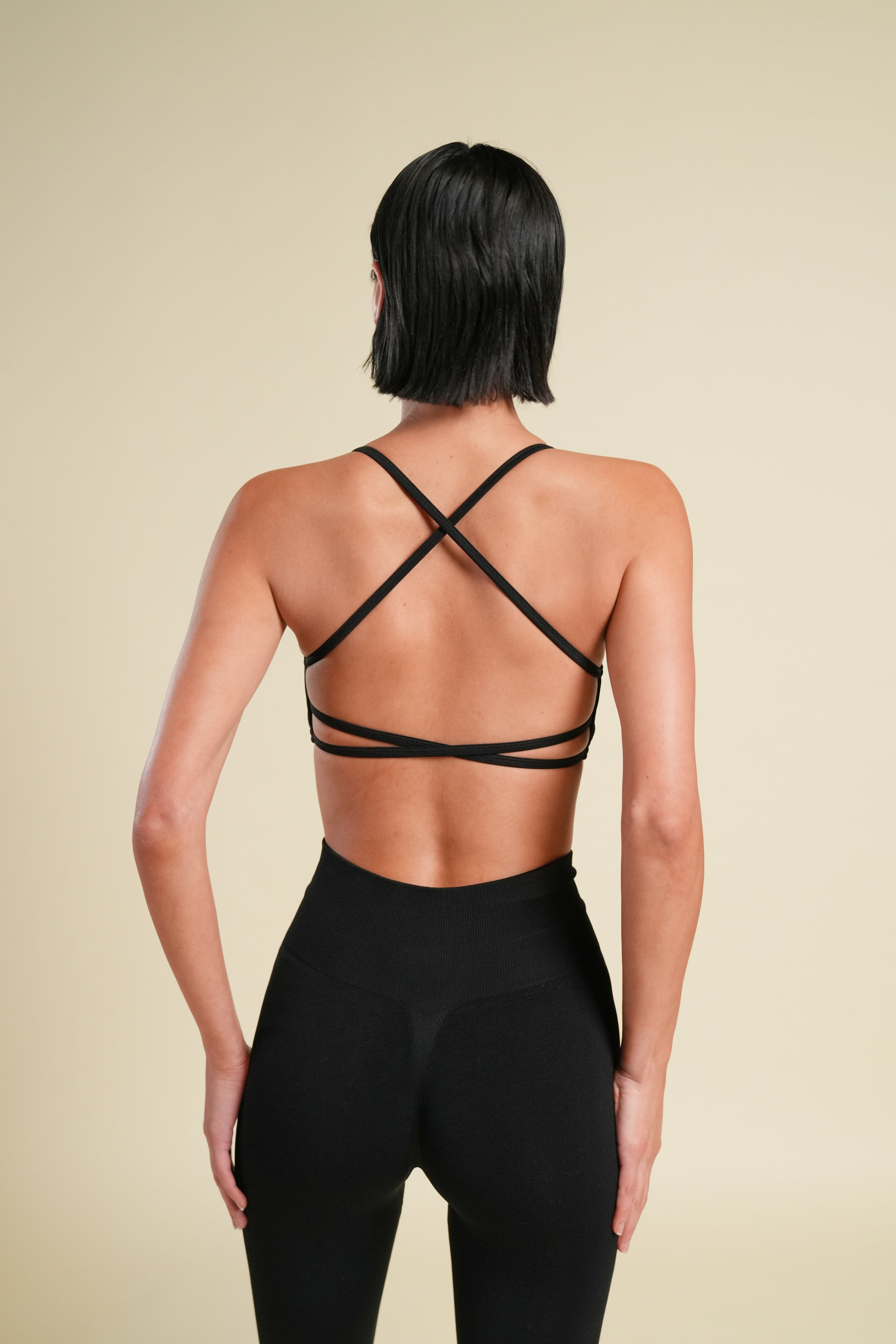 Wolf "Layla" Soft Seamless Bra in White/Black