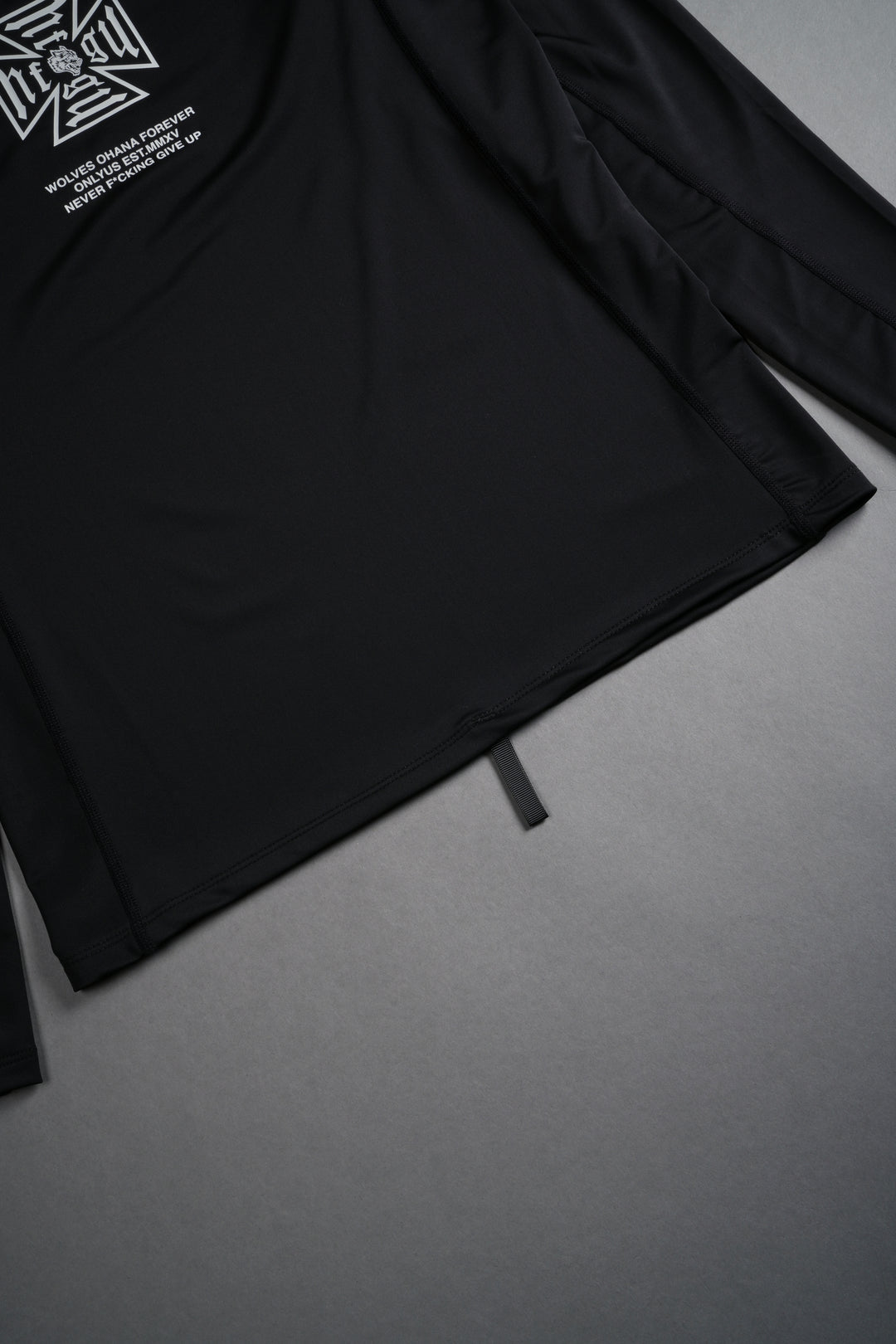Core Rash Guard in Black