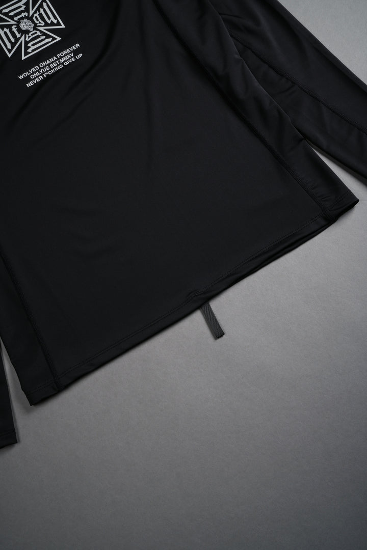 Core Rash Guard in Black