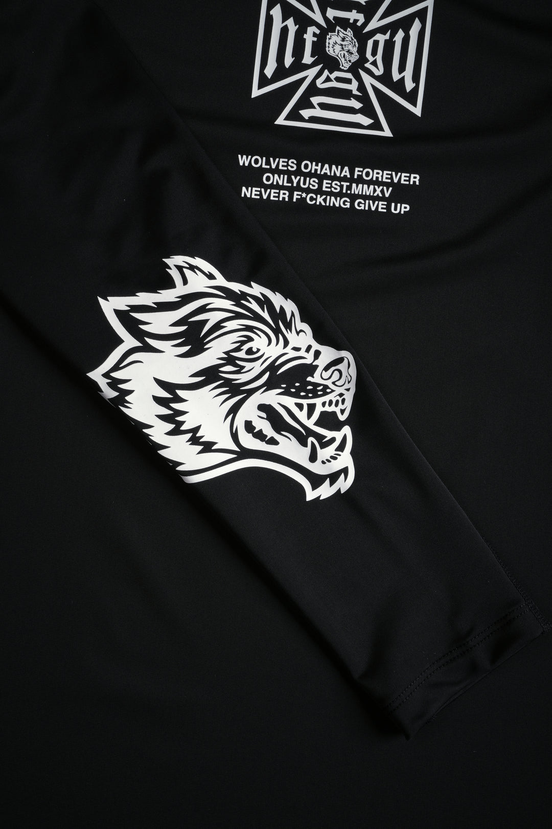 Core Rash Guard in Black