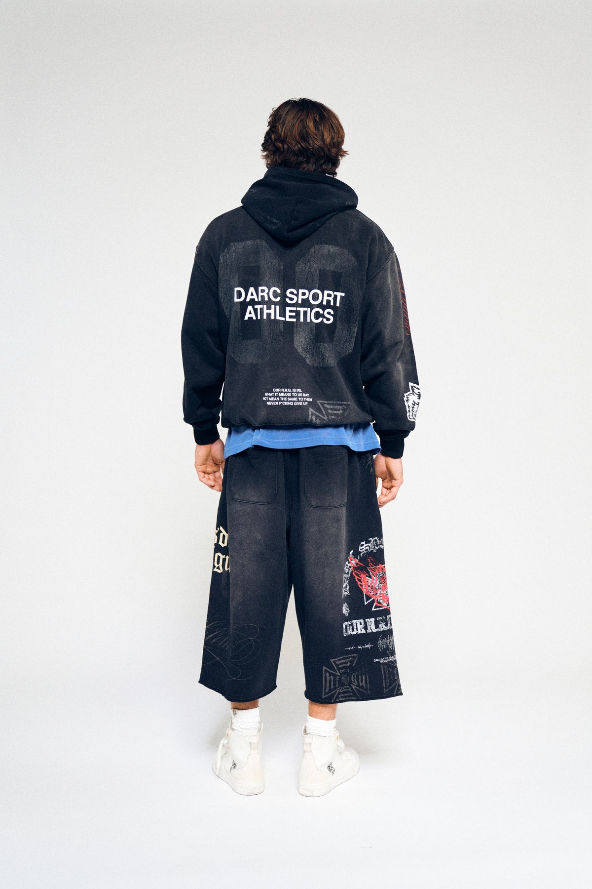 IRL Capri Sweat Pants In Black Super Sun Fade